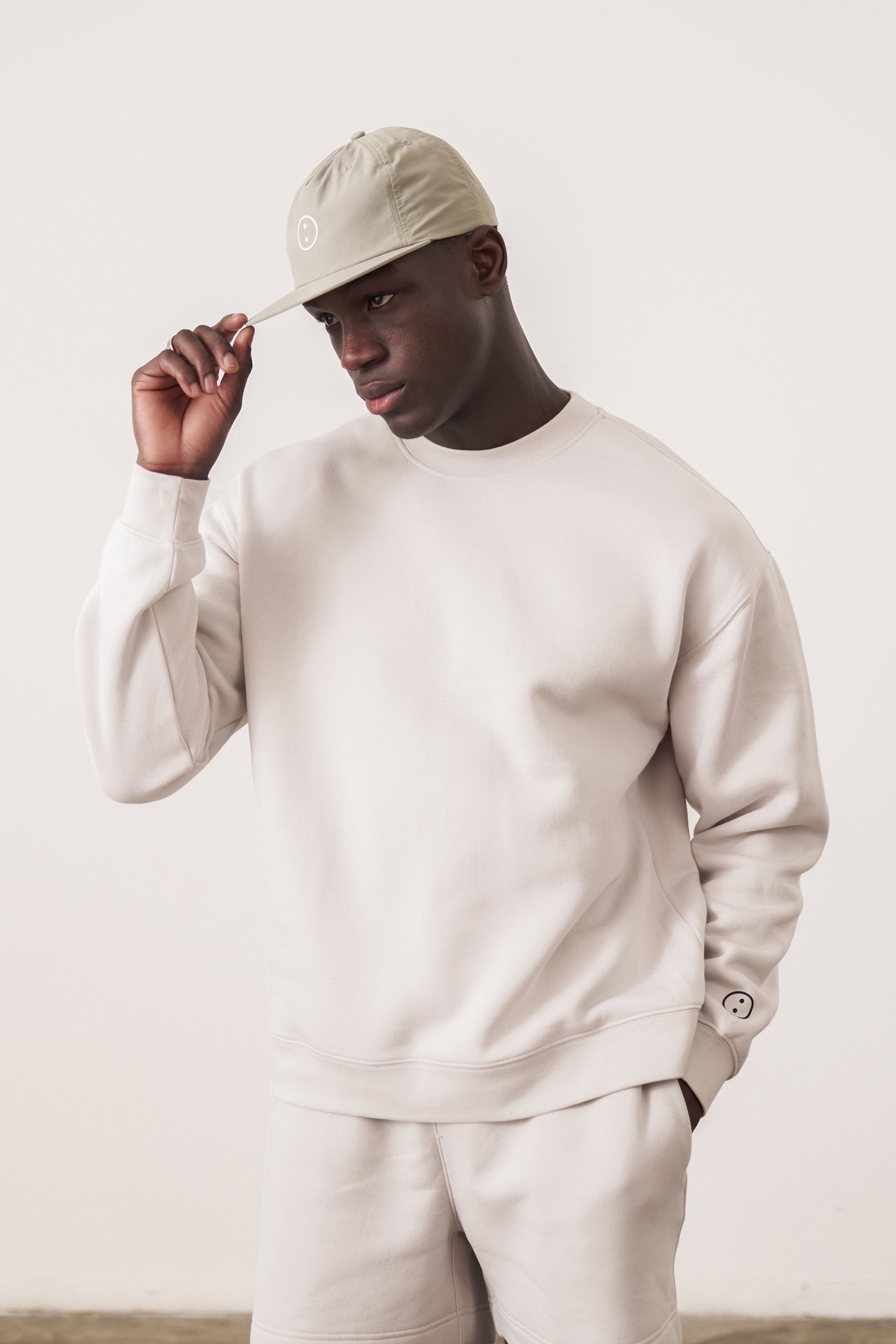 UN:IK Essentials Essentials Premium Sweater - Bone