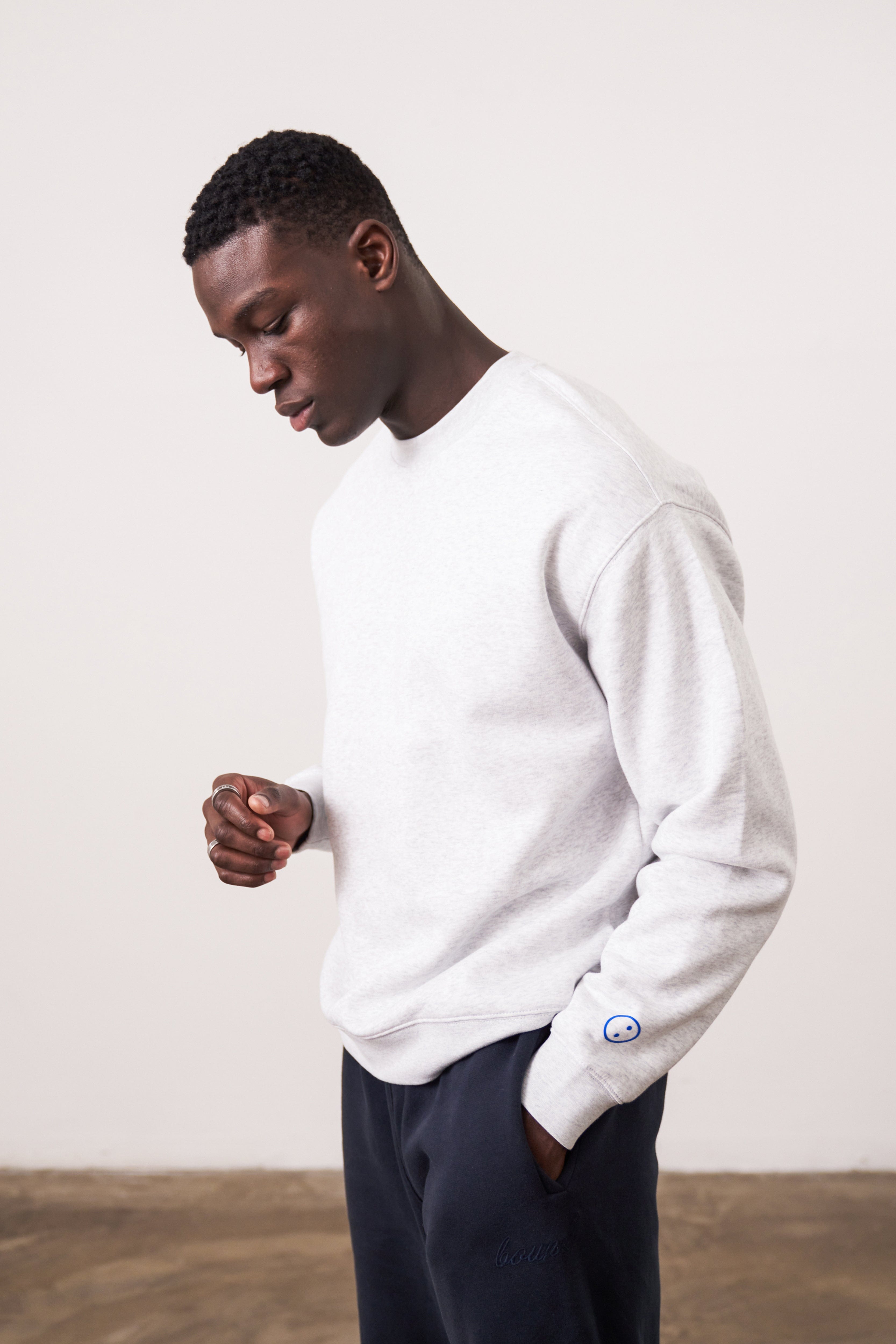 UN:IK Essentials Essentials Premium Sweater - Ash