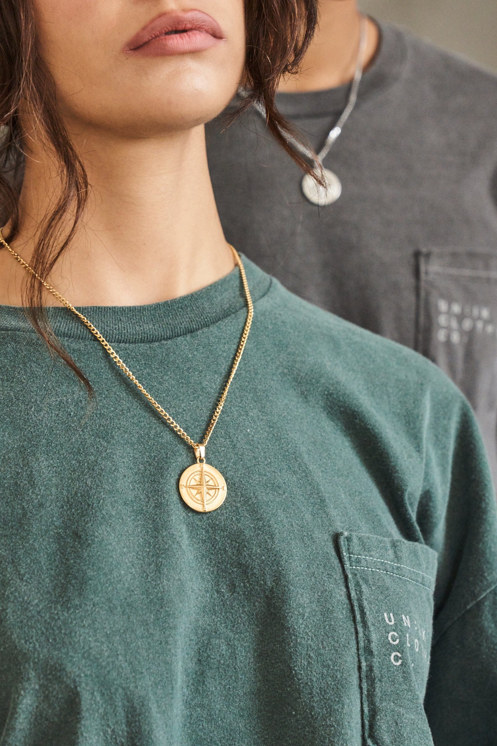 UN:IK Jewellery Compass Pendant Necklace - Silver / Gold