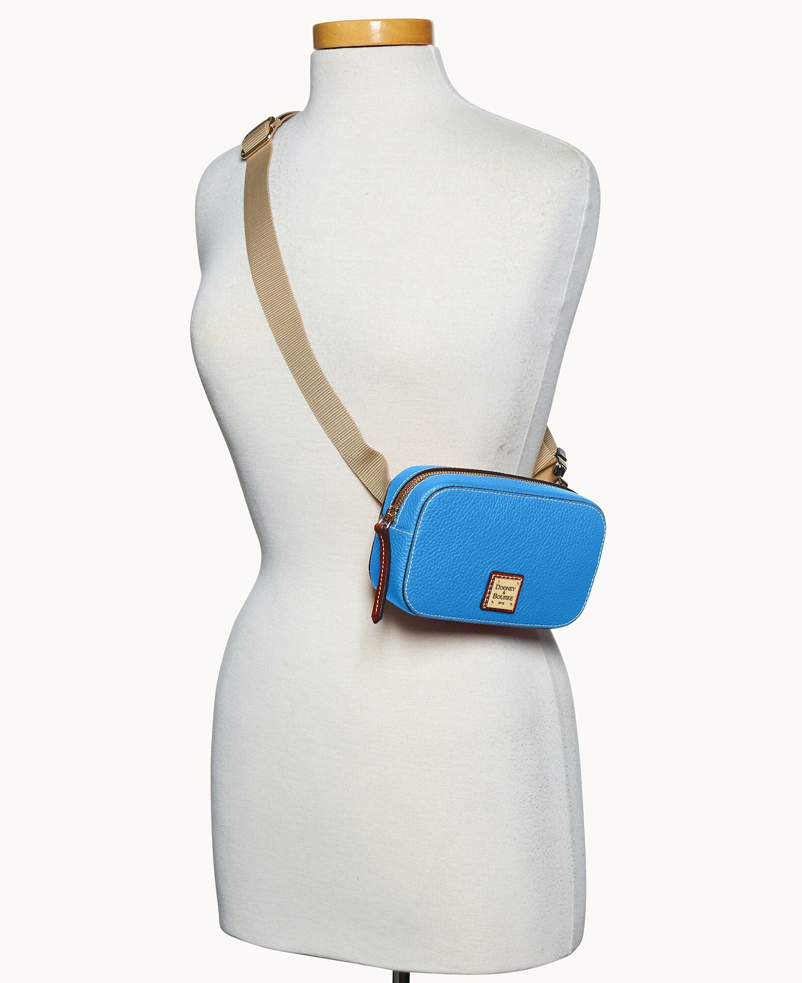 Dooney & Bourke Pebble Grain Belt Bag