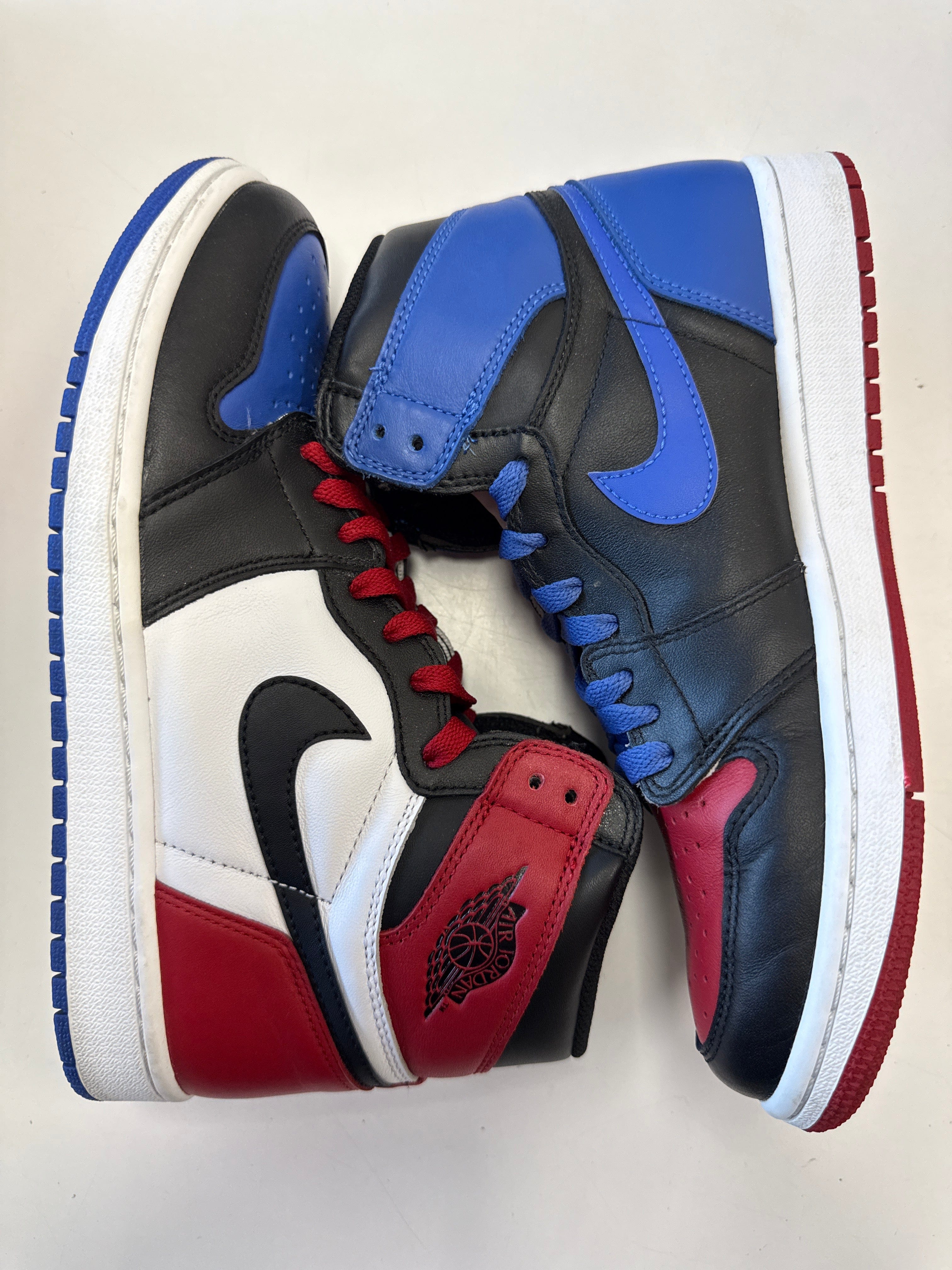 AIR JORDAN 1 HIGH TOP 3 - SIZE 8.5 (WORN)