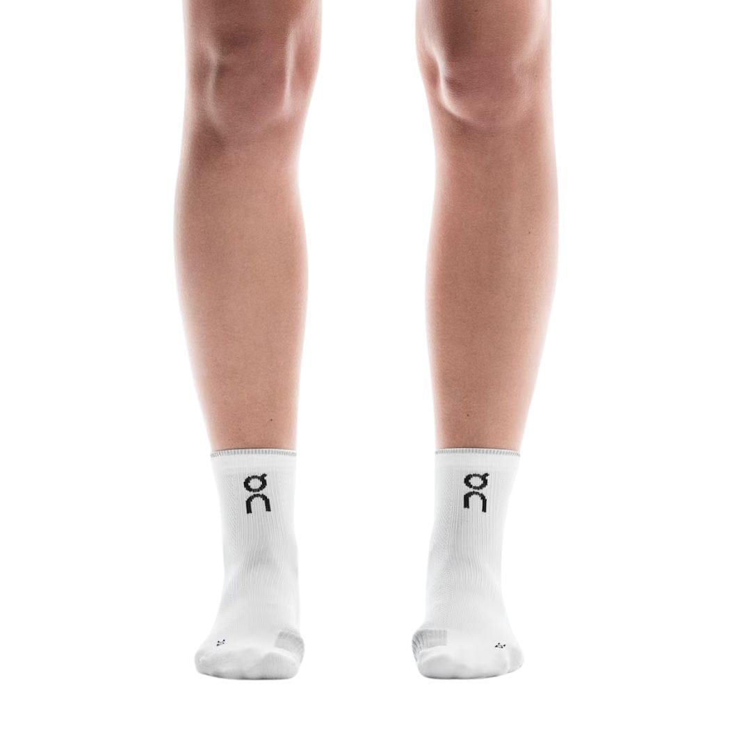 On Running on Performance Run Mid Unisex Socks