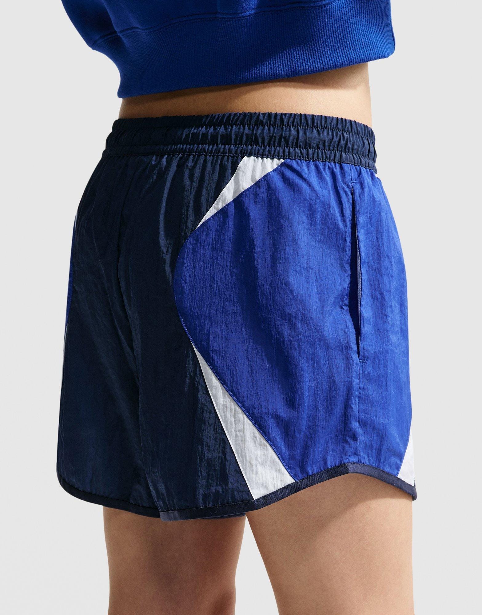 Nike Sportswear Loose Mid-Rise Track Shorts