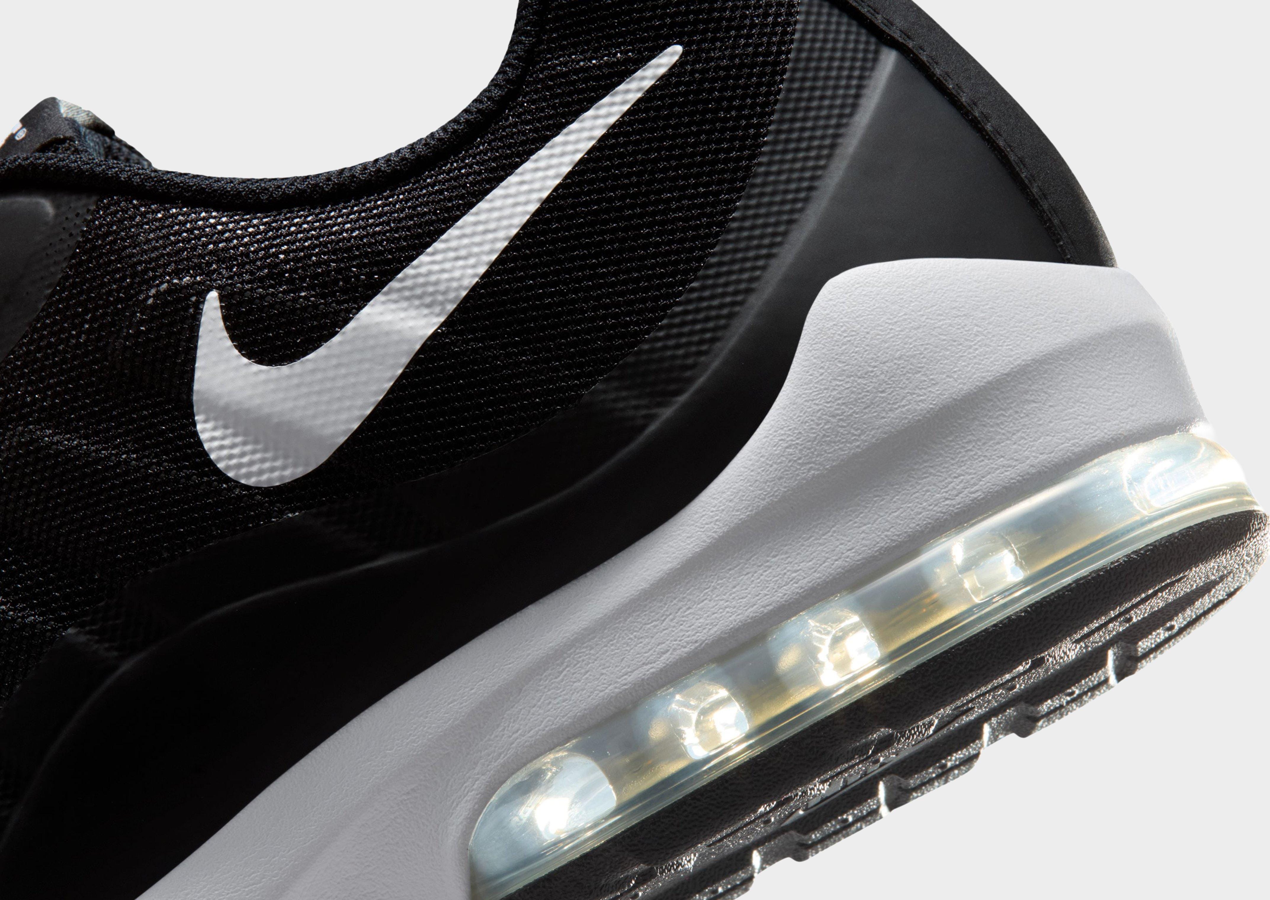 Nike Air Max Invigor