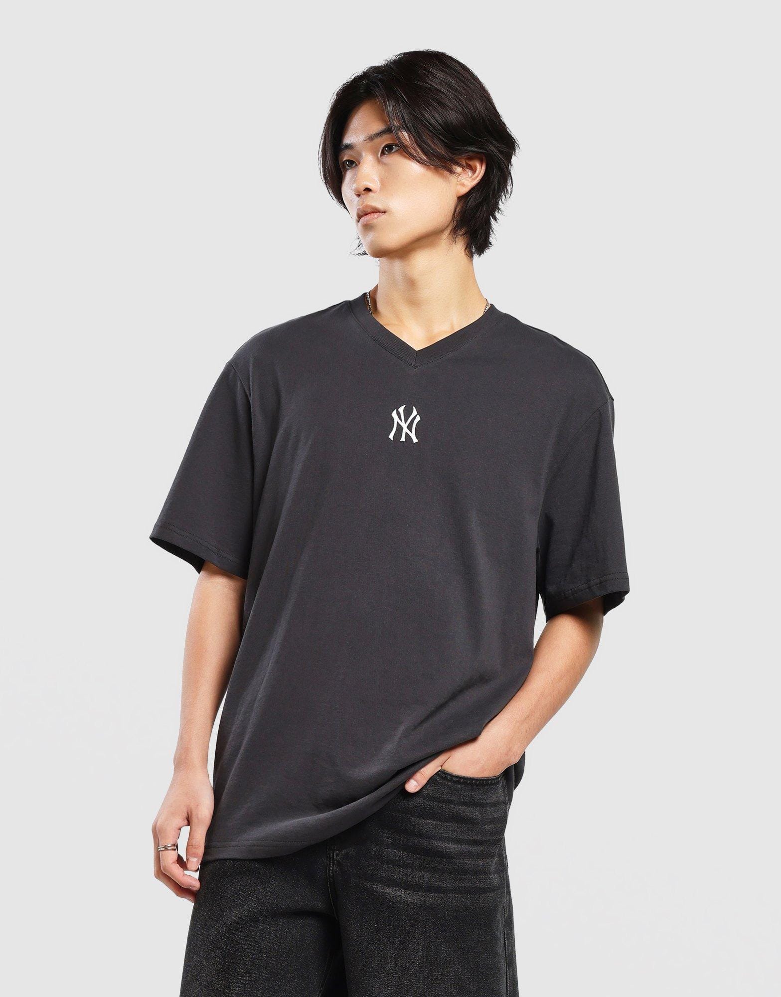 Majestic Graffiti V-Neck T-Shirt