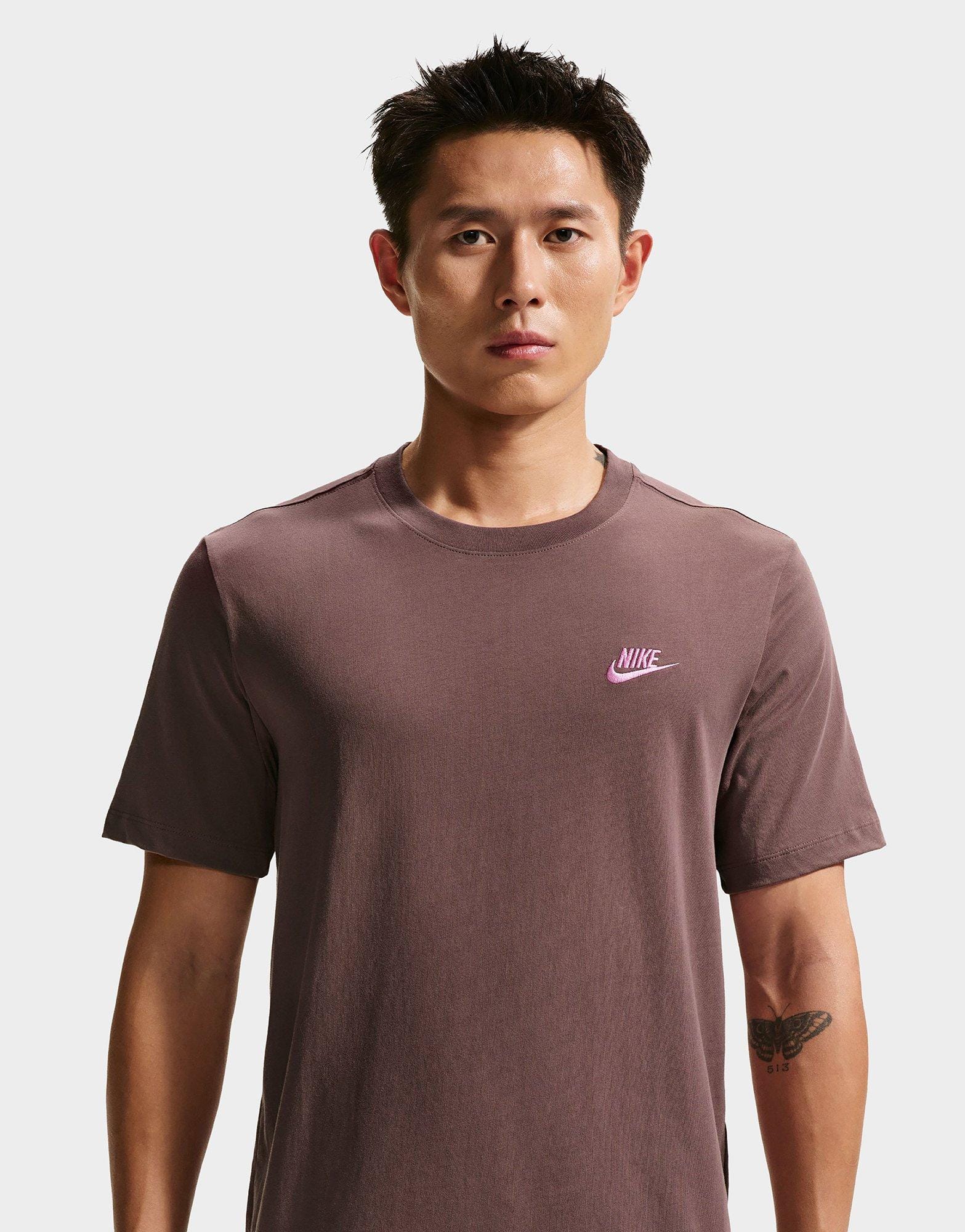 Nike Sportswear Club T-Shirt