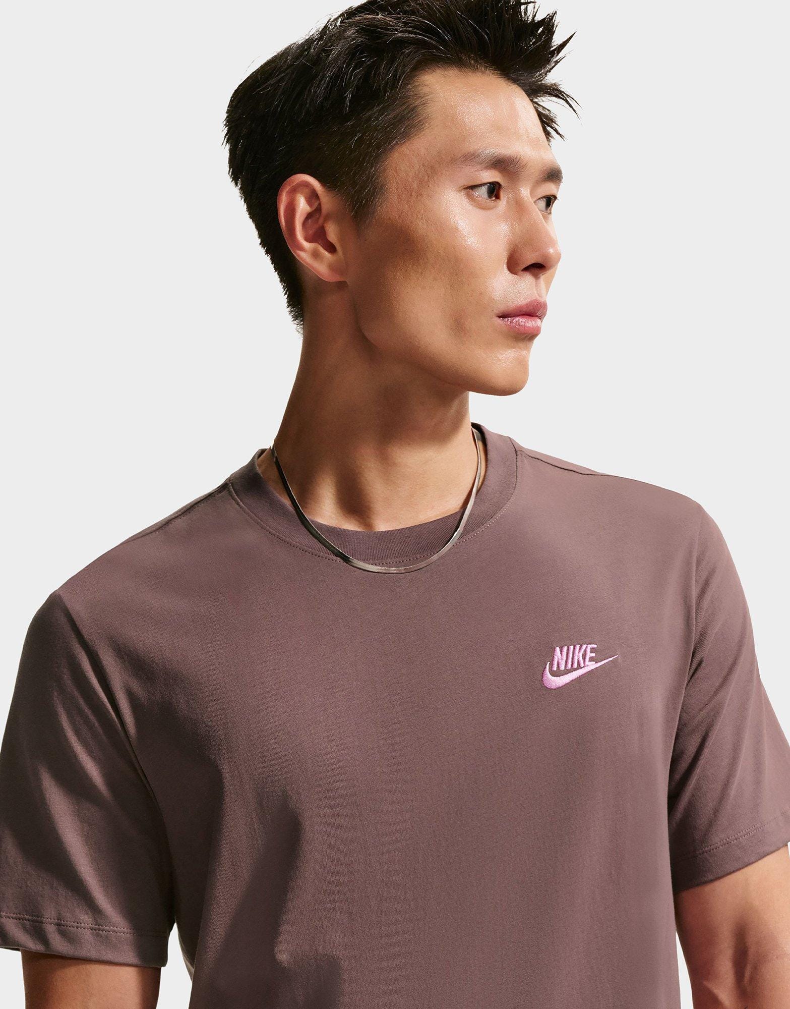 Nike Sportswear Club T-Shirt