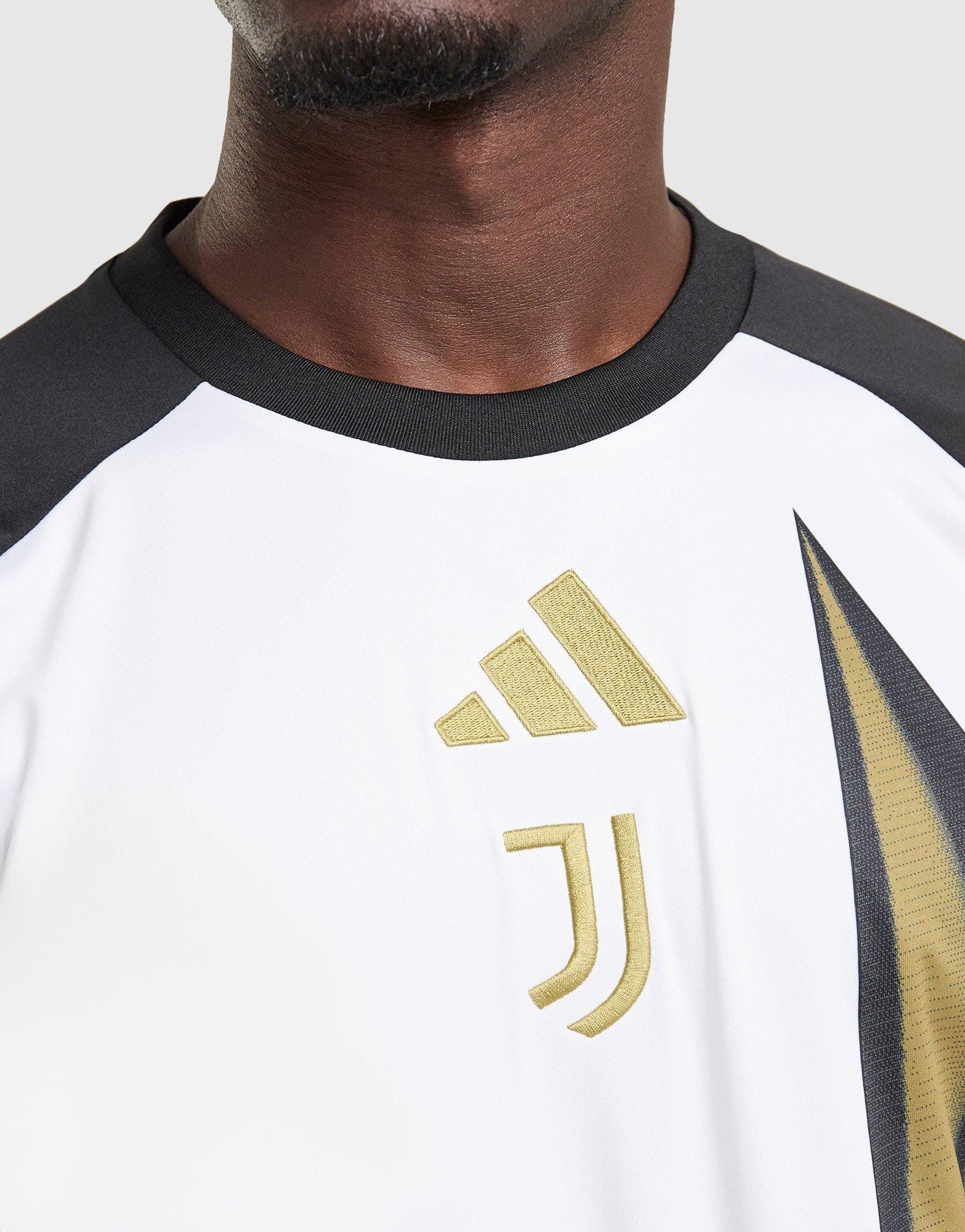 adidas Juventus 2026/27 Pre Match Shirt