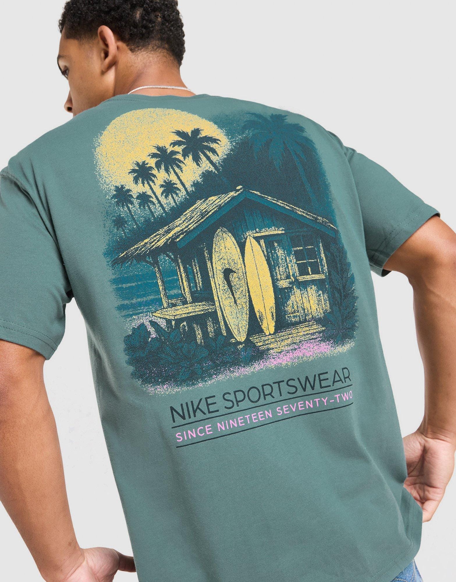 Nike Palm T-Shirt