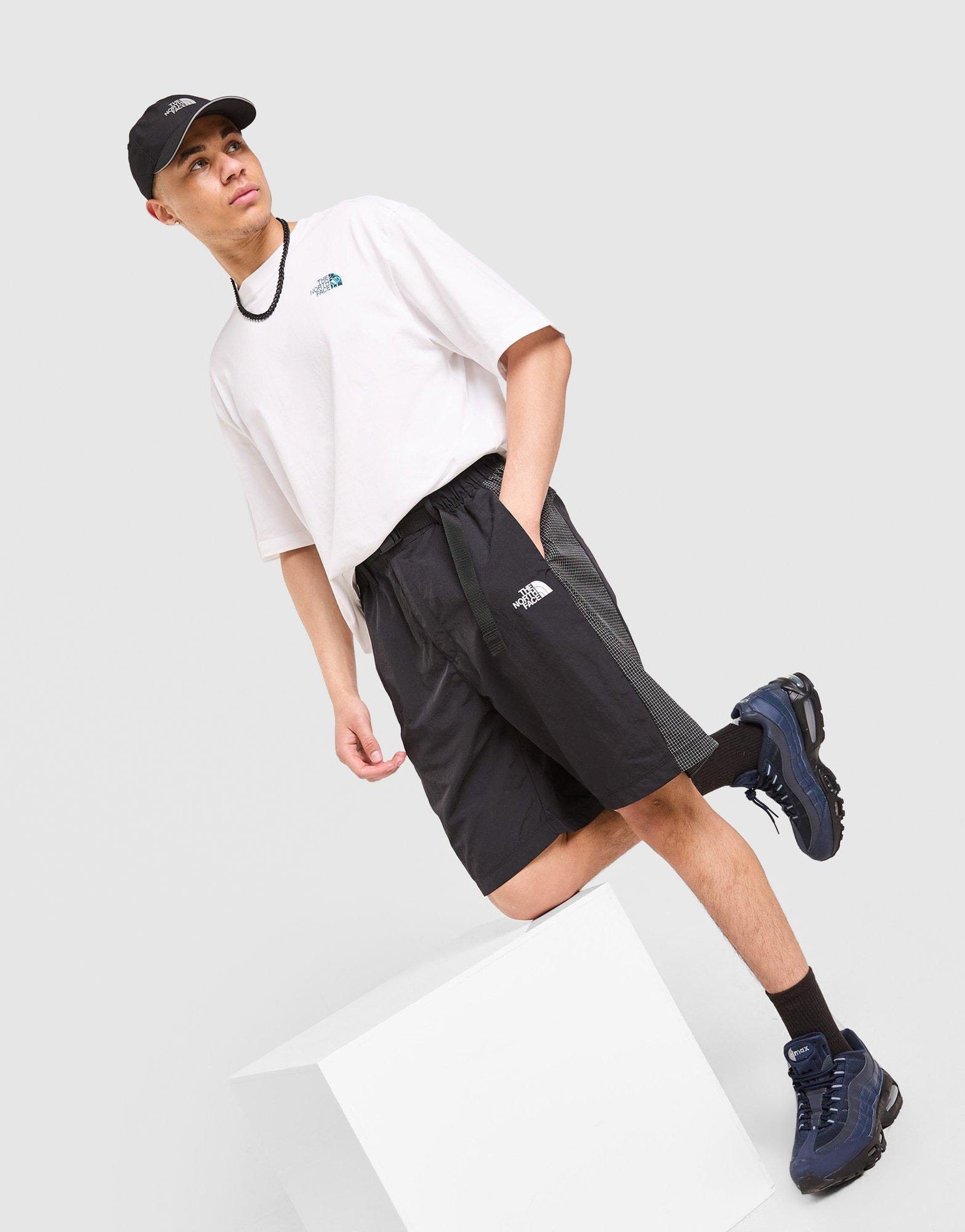 The North Face Grid Reflective Belt Shorts