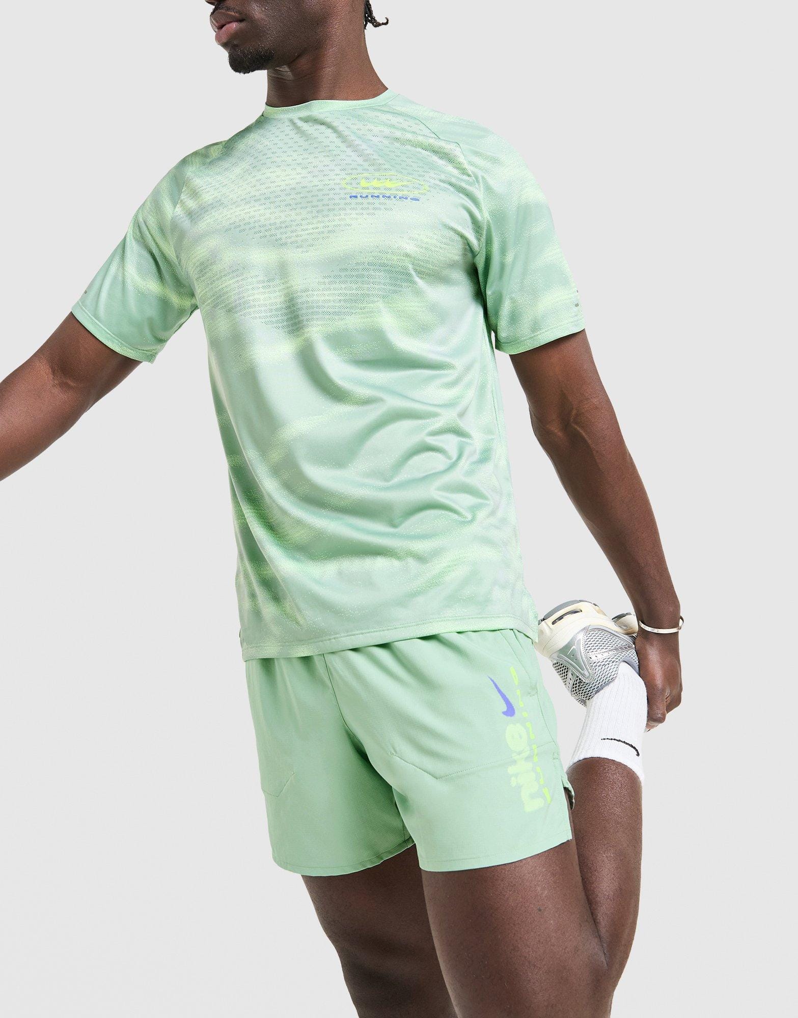 Nike Stride Shorts