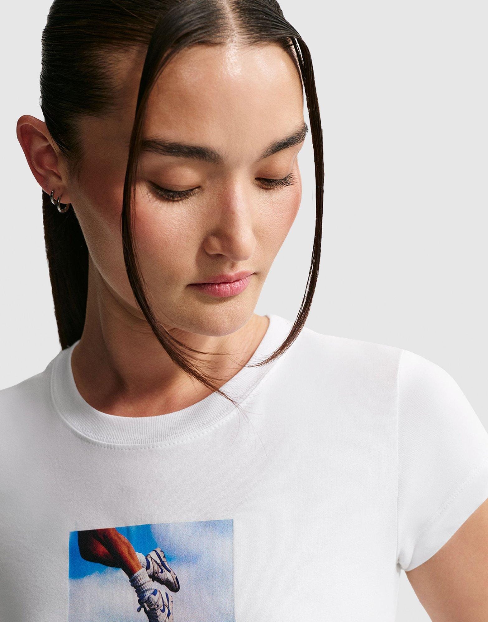 Nike Sportswear Slim T-Shirt