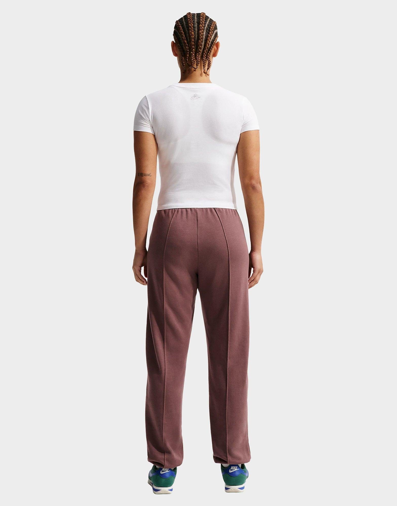 Nike Sportswear Chill Knit Slim Cropped T-Shirt