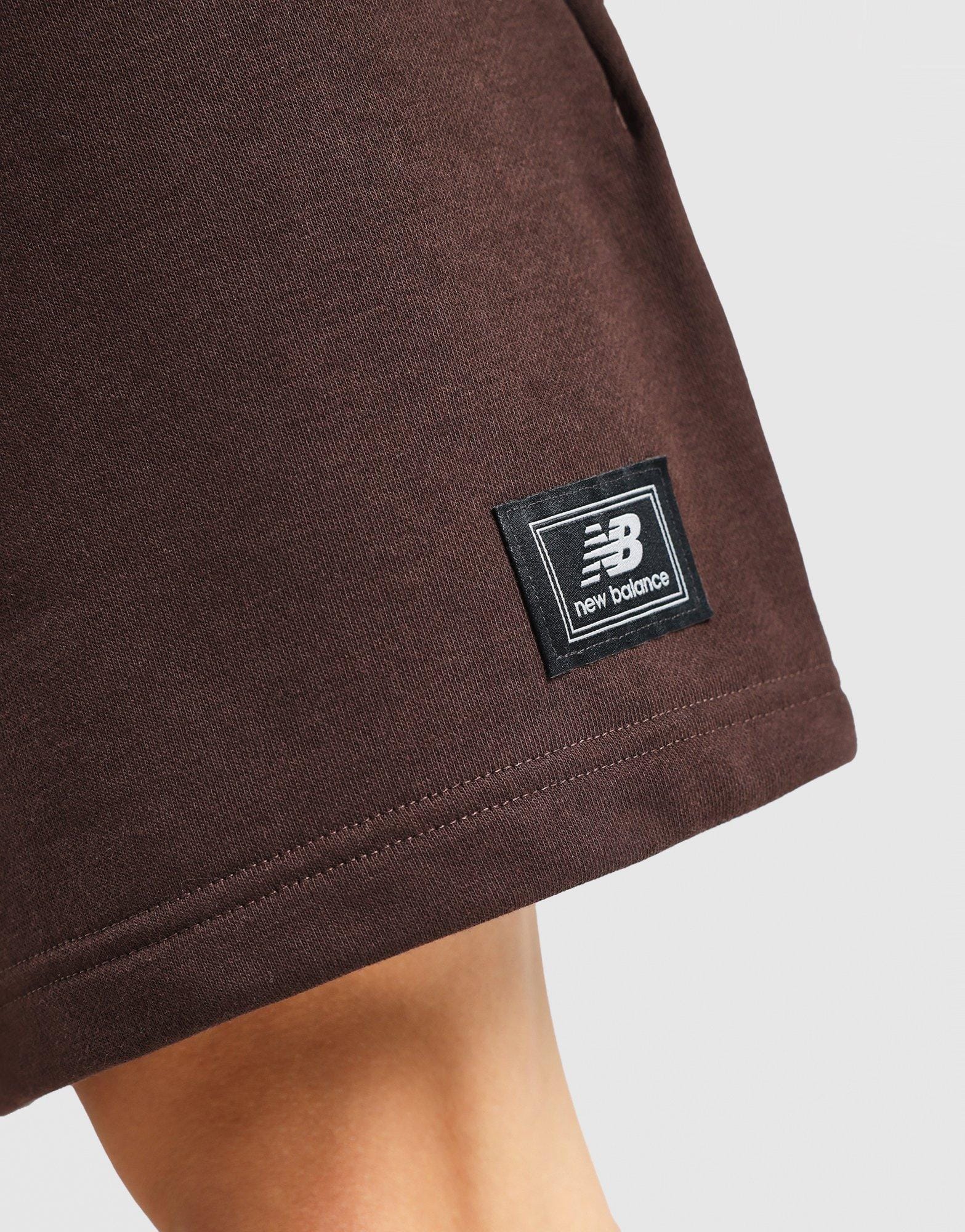 New Balance Core Logo 6-Inch Shorts