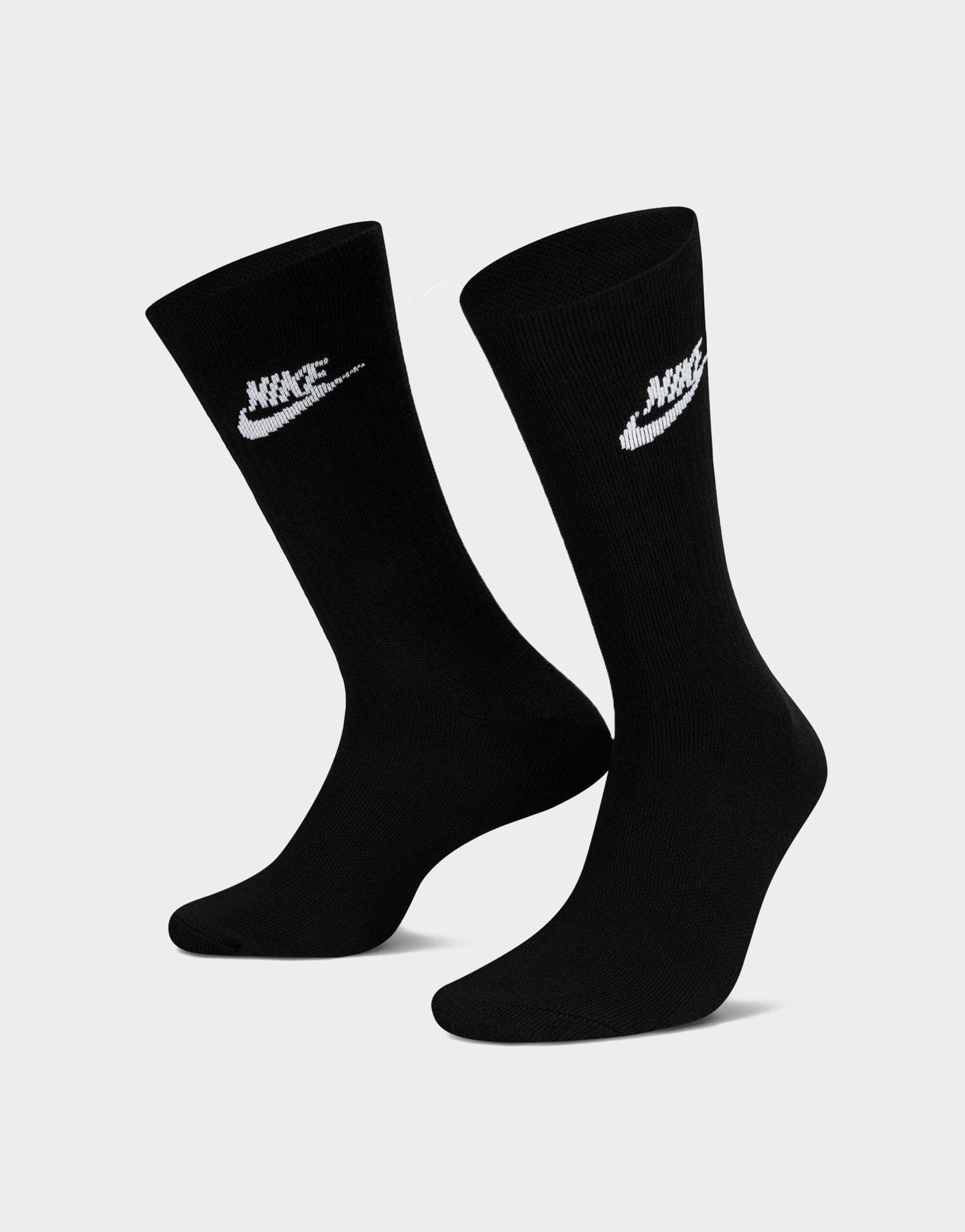 Nike Sportswear Everyday Essential Crew Socks (3 Pairs)