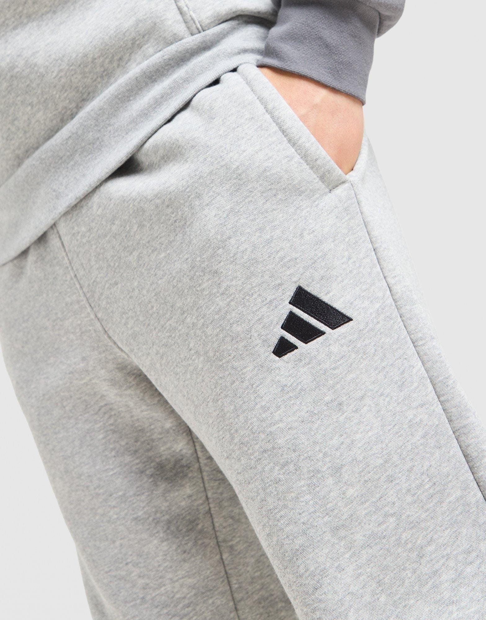 adidas Essential Fleece Pants