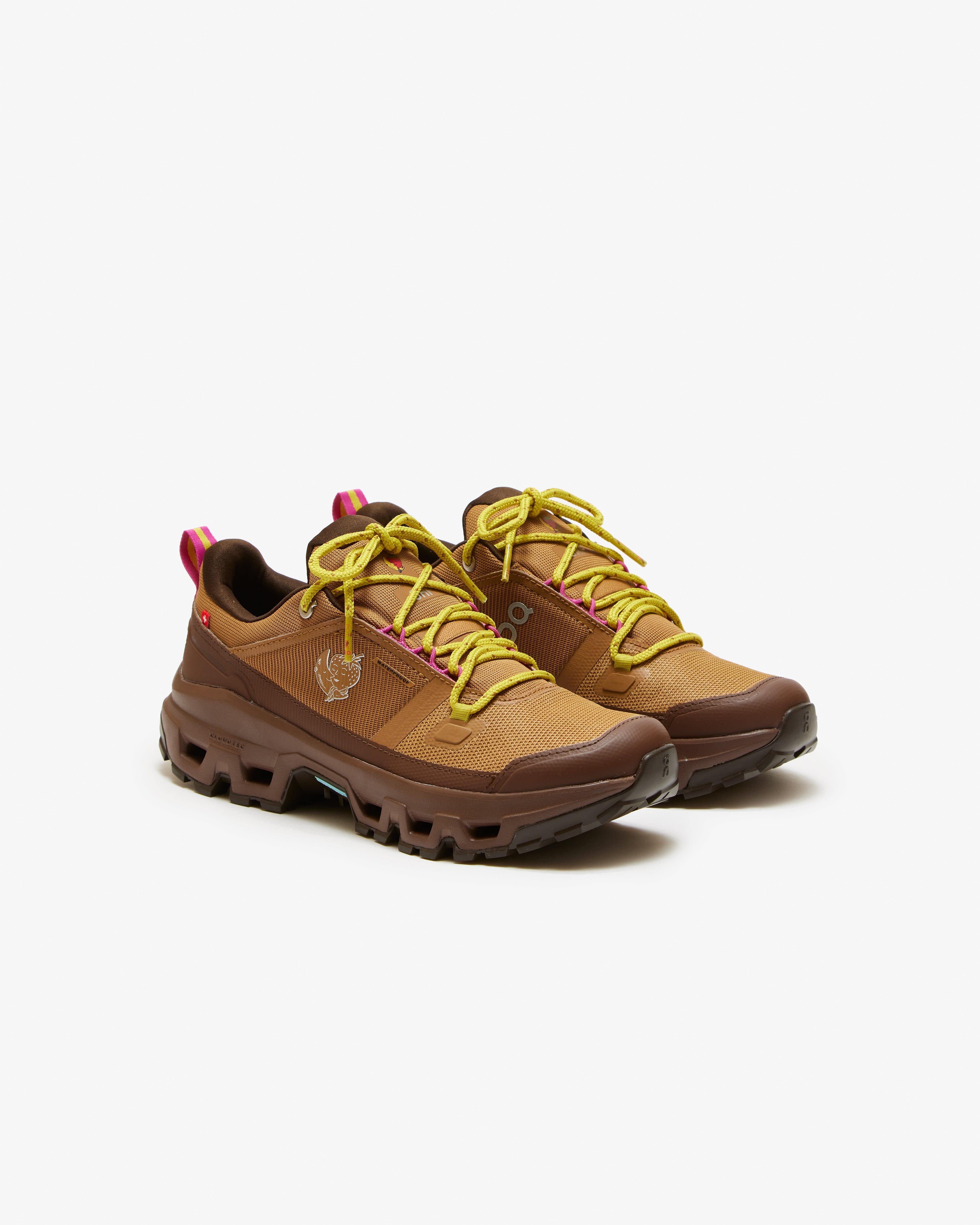 ON RUNNING - Women's Cloudrock Low WP - (Brown)