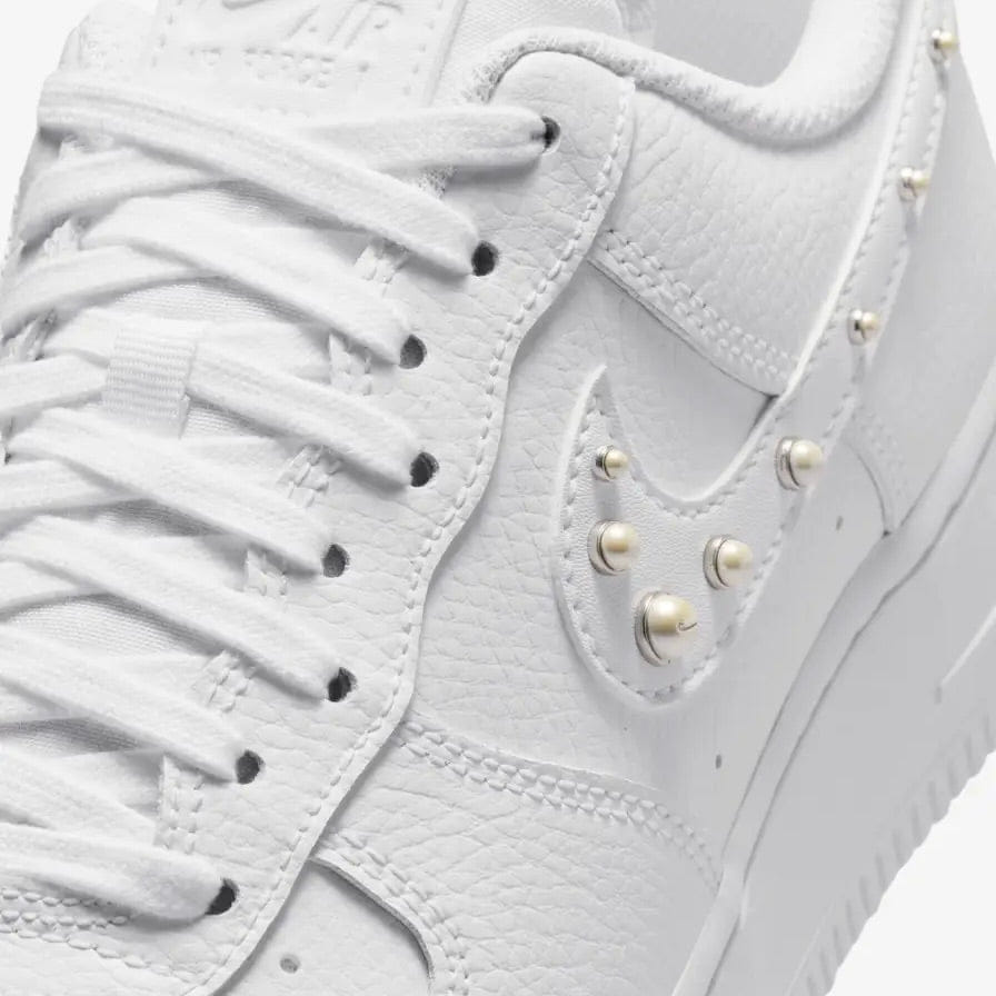 Nike Air Force 1 Low ‘07 White Pearl Swoosh
