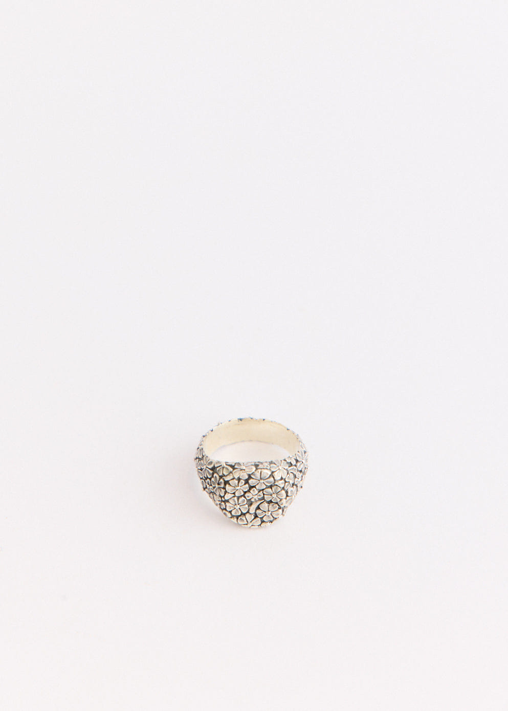 Maple Floral Oval Signet Ring