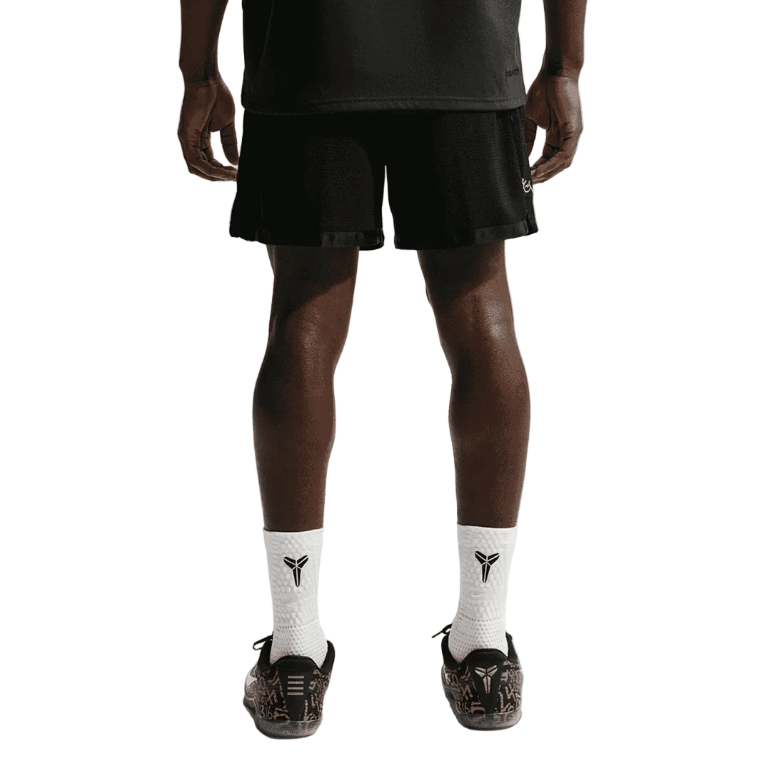 Nike KOBE 8.24. BASKETBALL SHORTS BLACK / METALLIC GOLD