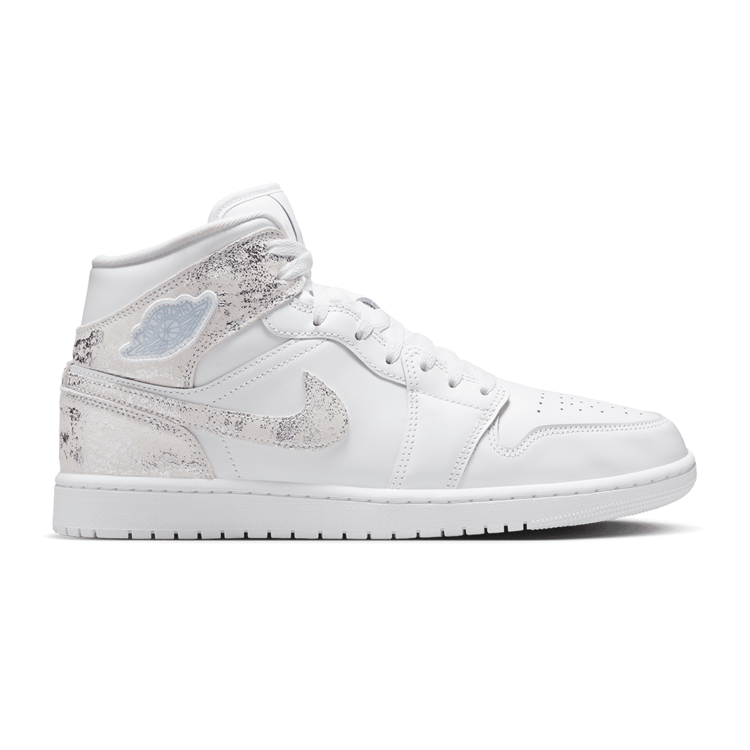 AIR JORDAN 1 MID SE WHITE / FIELD SILVER