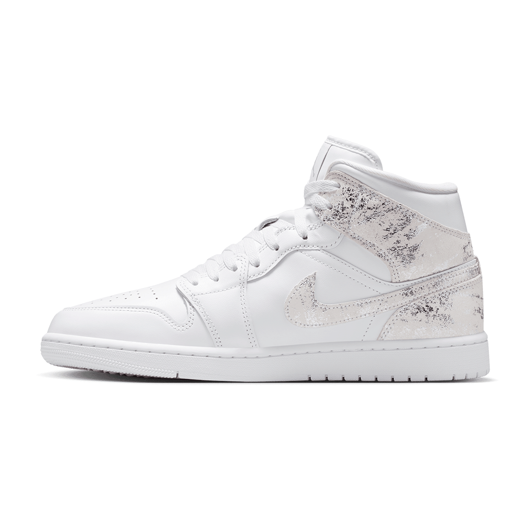 AIR JORDAN 1 MID SE WHITE / FIELD SILVER