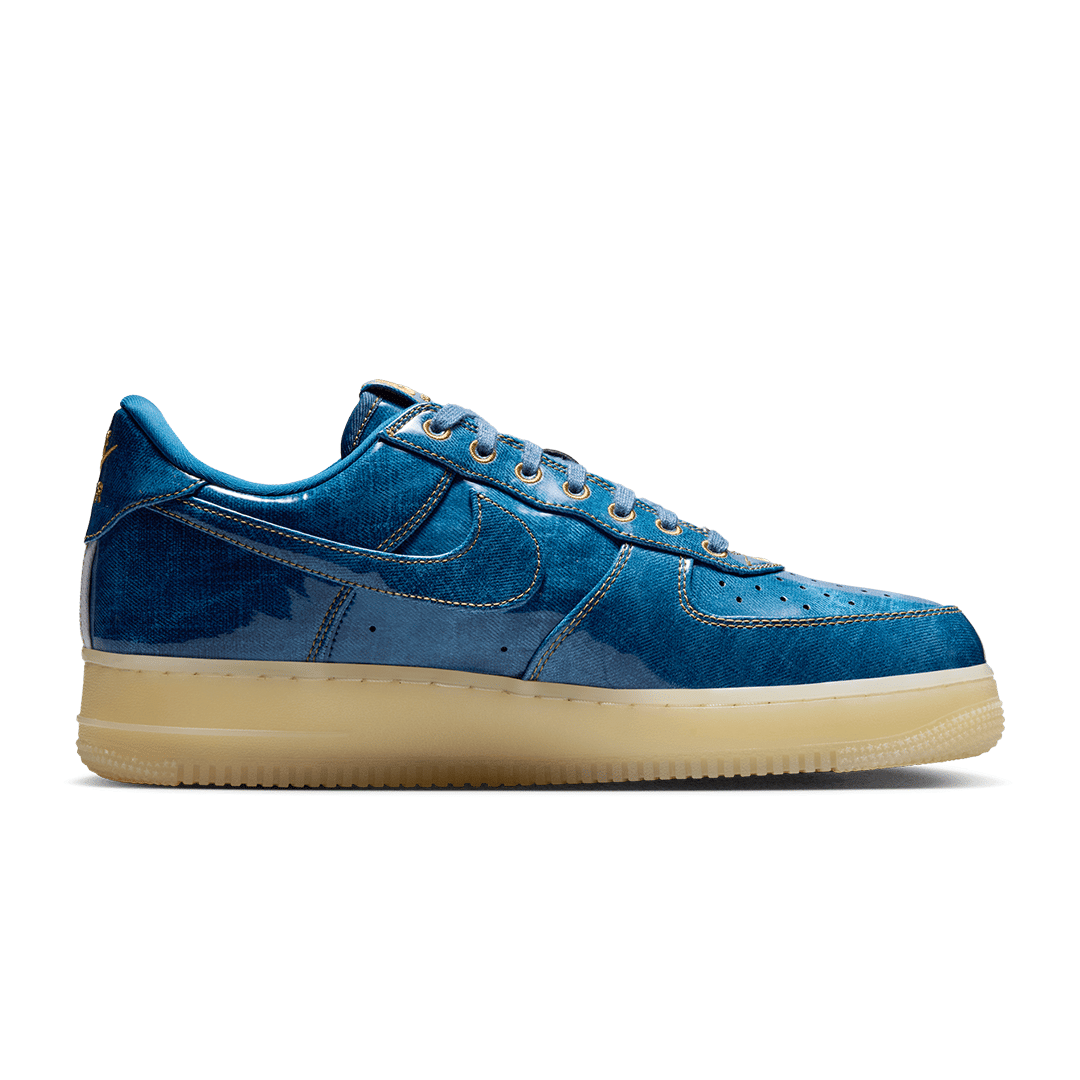 Nike AIR FORCE 1 RETRO "PATENT DENIM" COASTAL BLUE