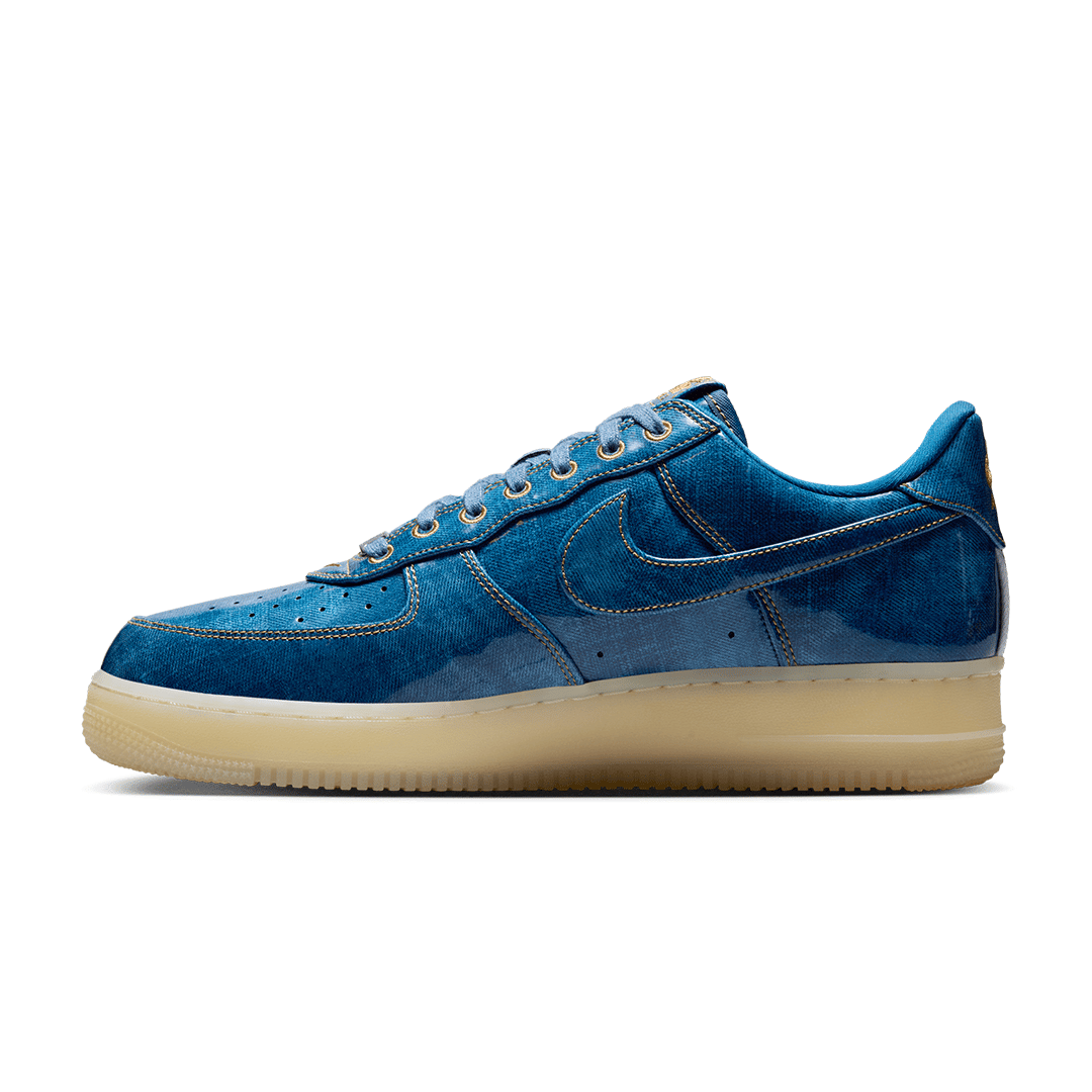 Nike AIR FORCE 1 RETRO "PATENT DENIM" COASTAL BLUE