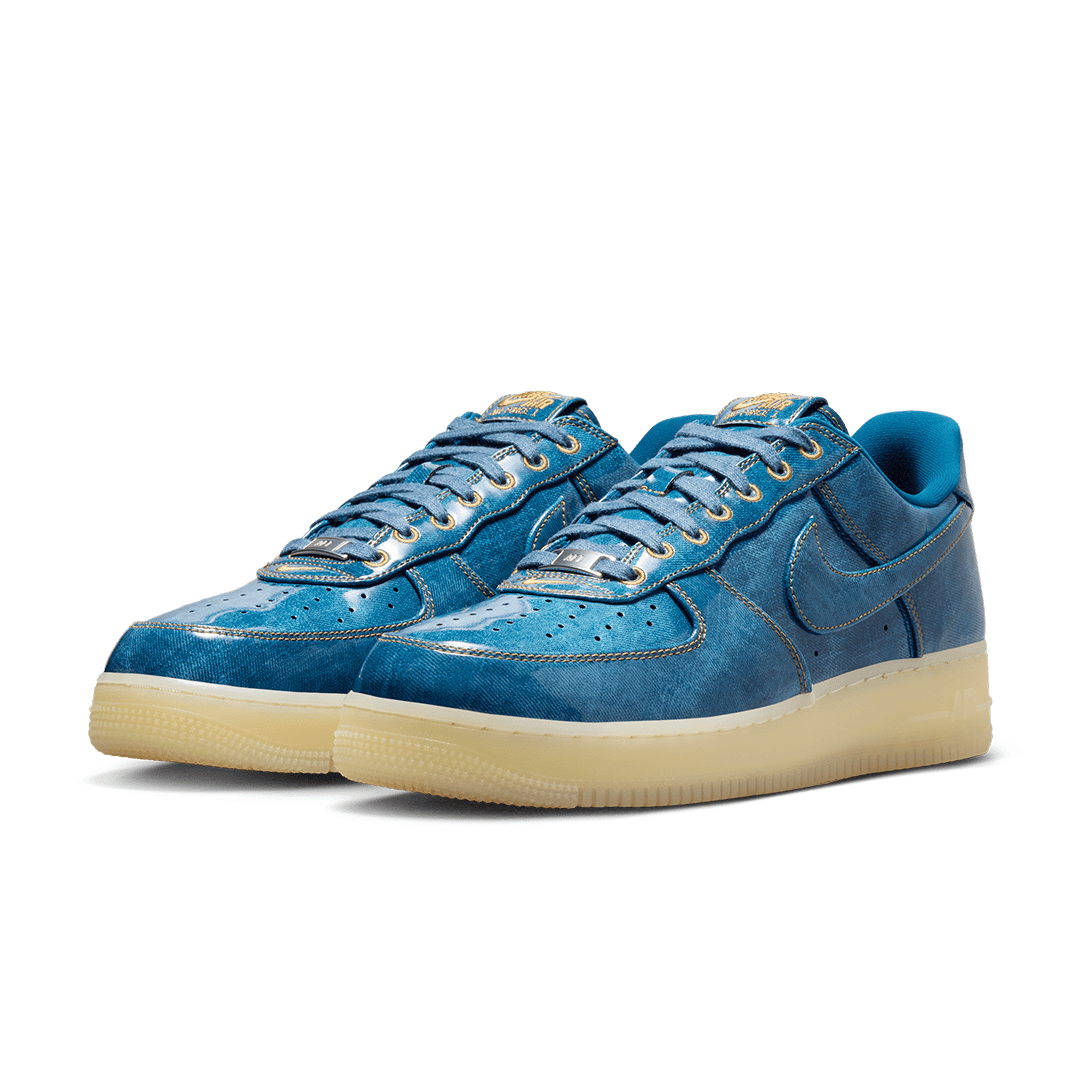 Nike AIR FORCE 1 RETRO "PATENT DENIM" COASTAL BLUE