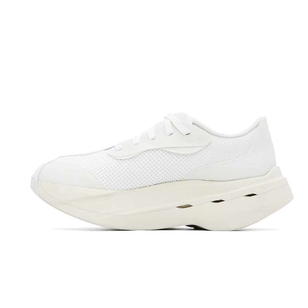 On Running CLOUDBOOM VOLT POST ARCHIVE FACTION WHITE / GALE