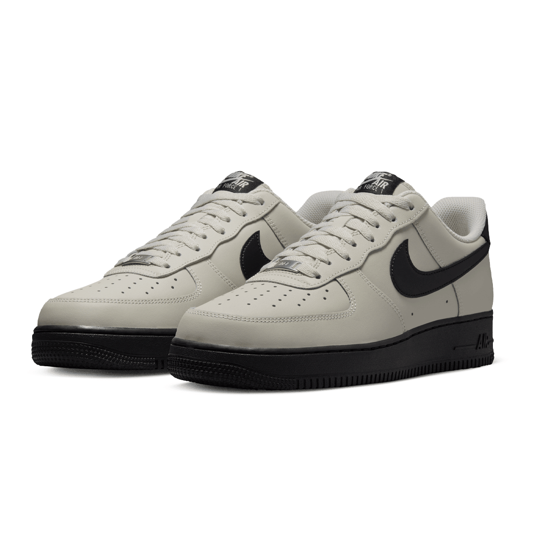 Nike AIR FORCE 1 '07 LIGHT BONE/BLACK