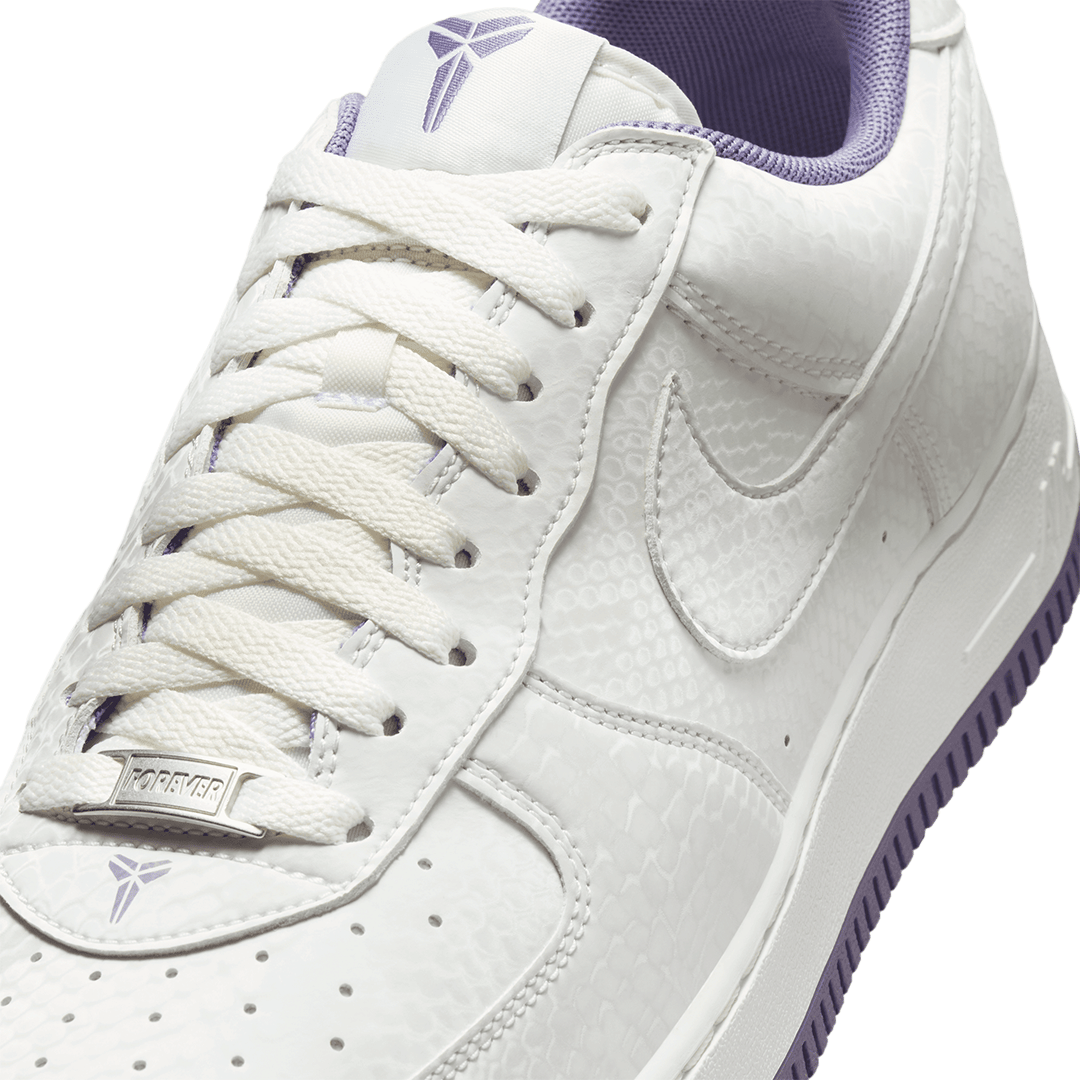 Nike KOBE AIR FORCE 1 LOW SUMMIT WHITE/ DAYBREAK