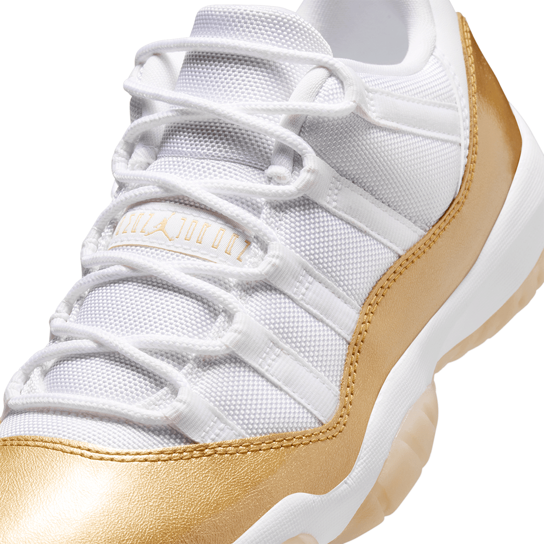 Air Jordan WOMEN'S AIR JORDAN 11 RETRO LOW WHITE / METALLIC GOLD "MOTHER'S DAY"