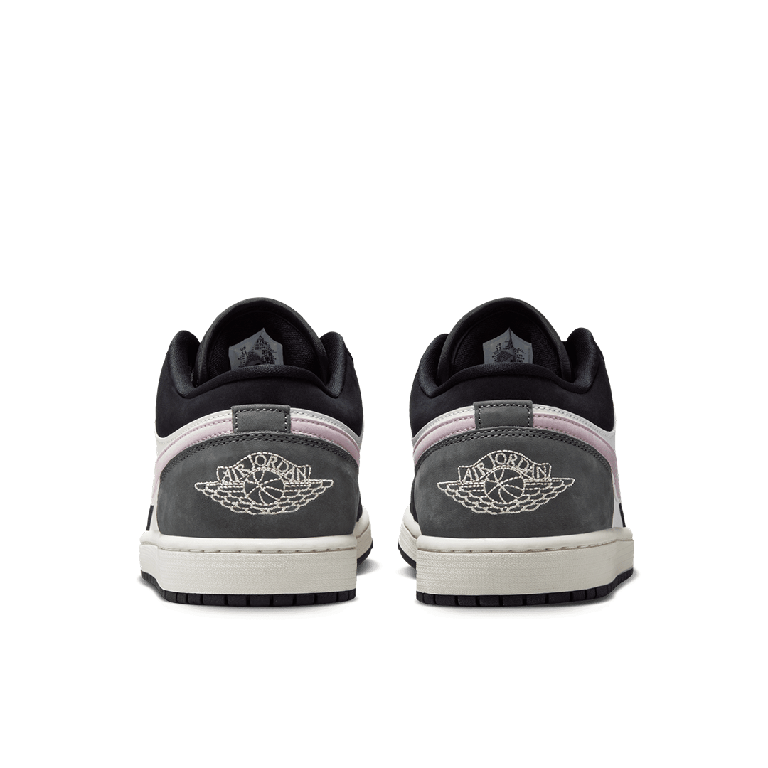 Nike AIR JORDAN 1 LOW SE BLACK / ICED CARMINE