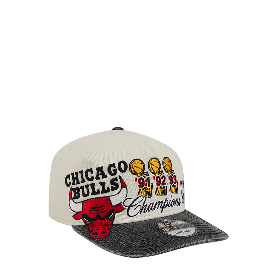 New Era CHICAGO BULLS CHAMPIONS 19TWENTY ADJUSTABLE BEIGE HAT