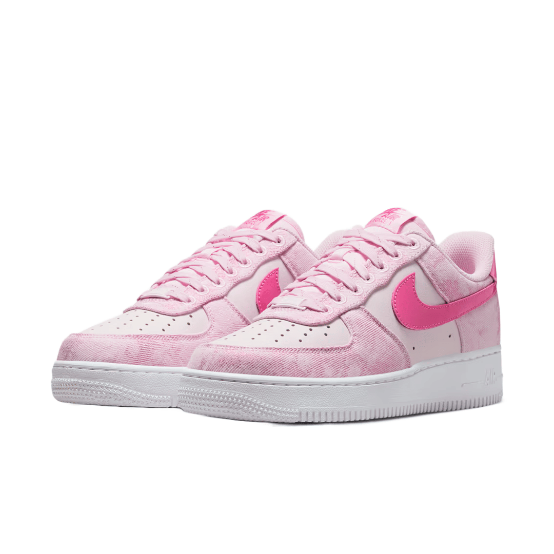 Nike WOMEN'S AIR FORCE 1 '07 "DENIM" PINK FOAM / PINKSICLE