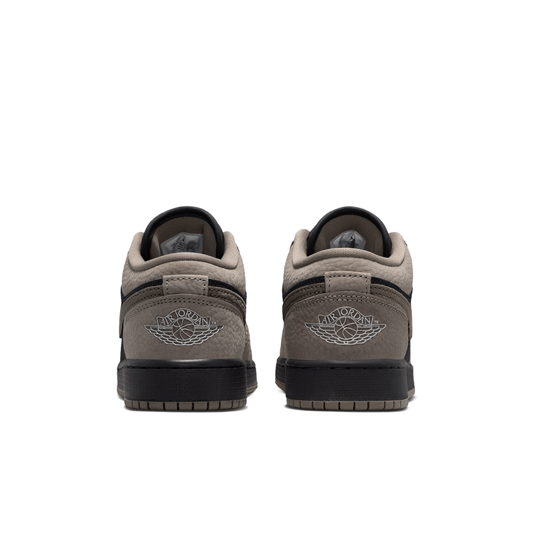 AIR JORDAN 1 LOW SE (GS) BLACK/OLIVE GREY