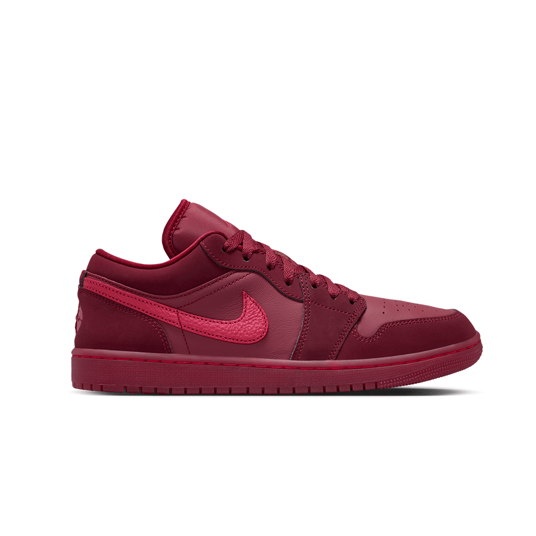 Air Jordan WMNS AIR JORDAN 1 LOW SE VALENTINE'S DAY TEAM RED