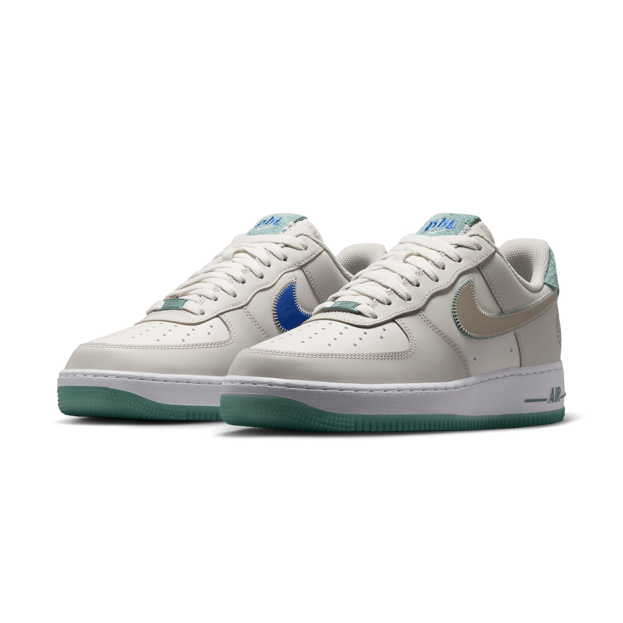Nike Air Force 1 '07 LT OREWOOD BRN/MTLC GOLD SILK-PHANTOM IV6205-104