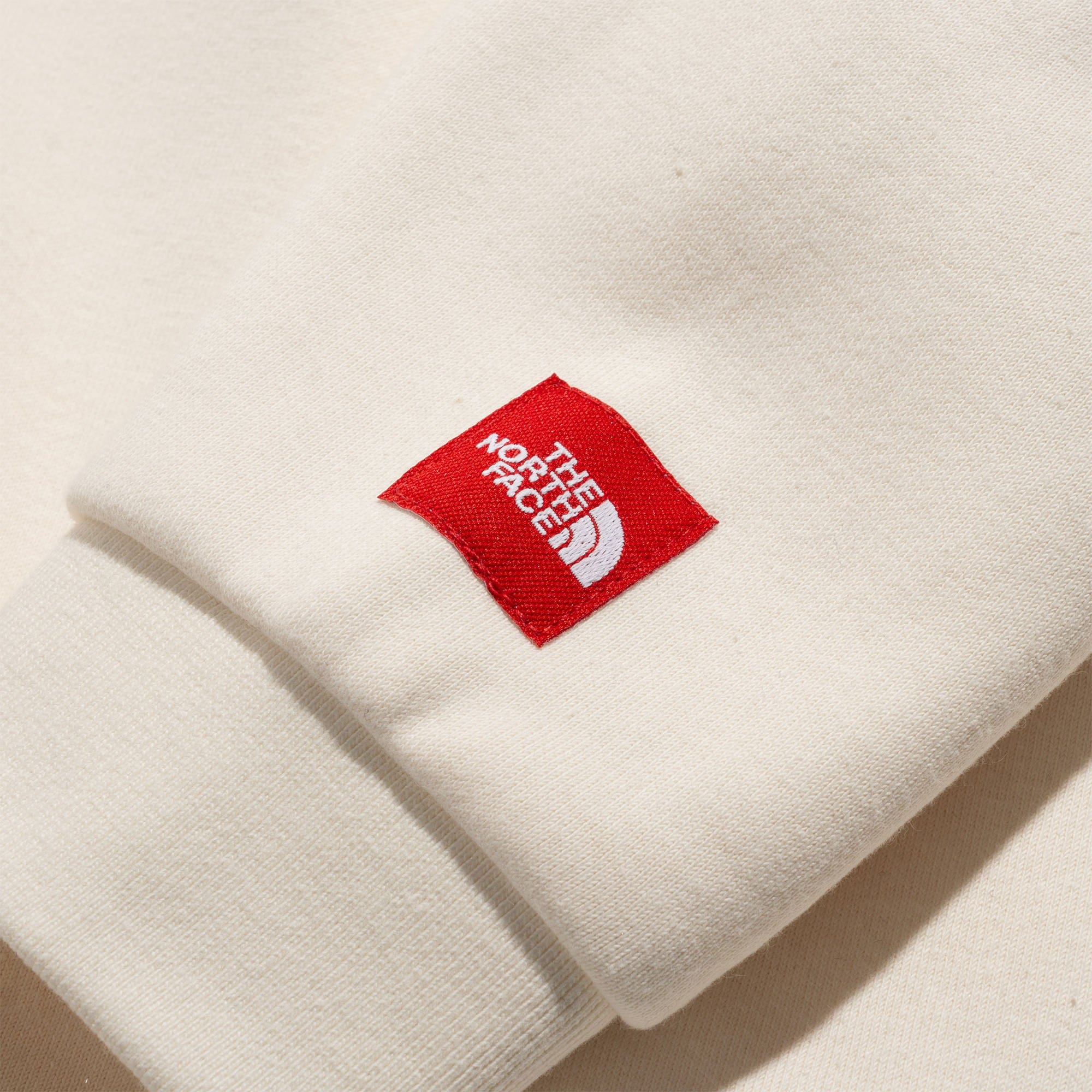 The North Face TNF Red Box Hoodie White Dune NF0A8EFZQLI1