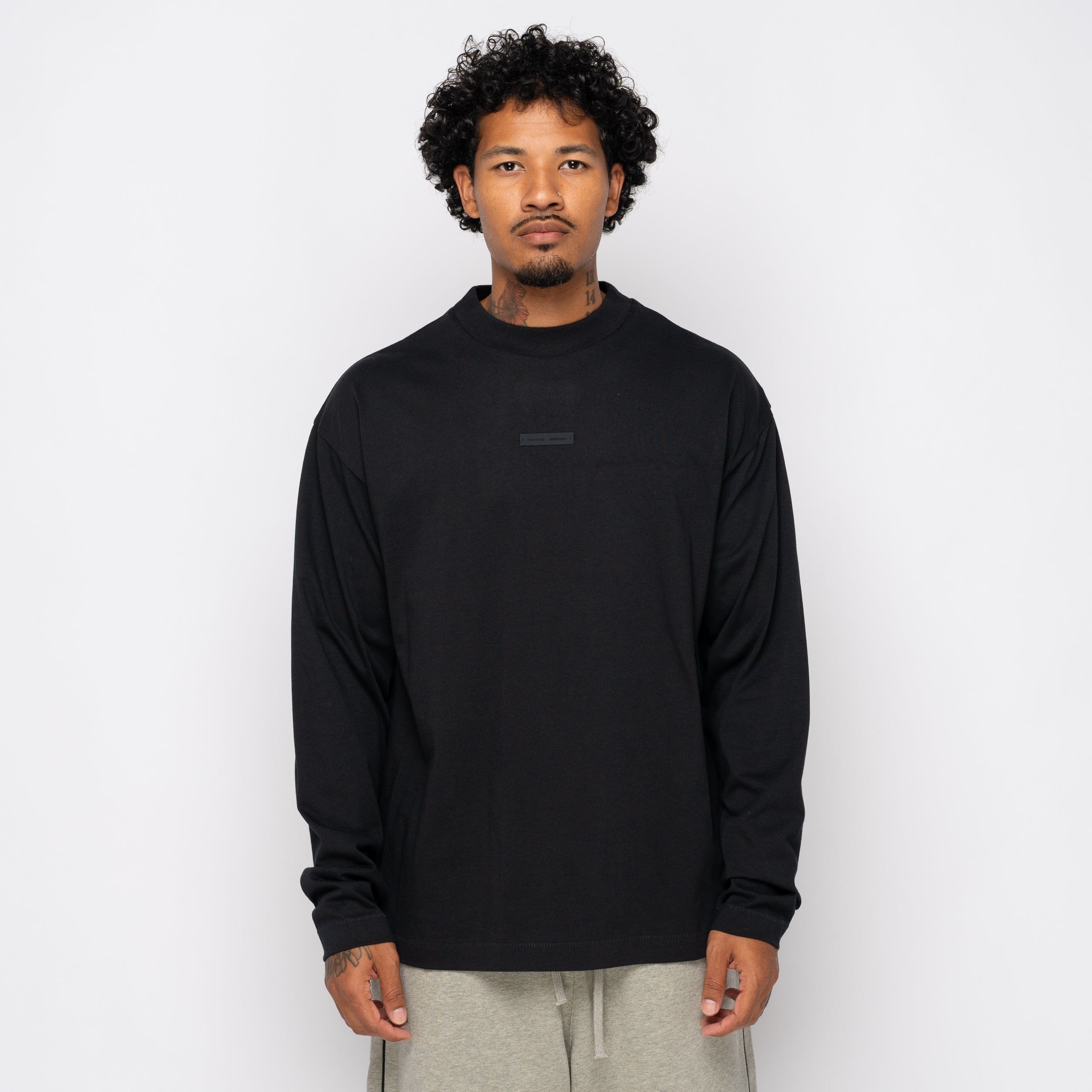 Fear of God Essentials Classic Long Sleeve Tee Jet Black 125SP254200F
