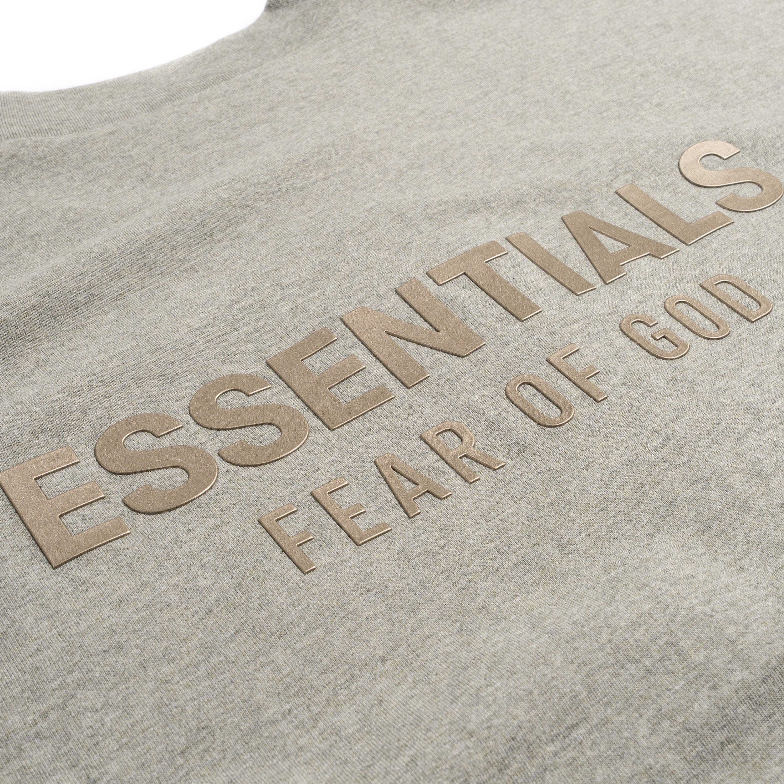 Fear of God Essentials Classic Long Sleeve Tee Concrete 125SP254205F