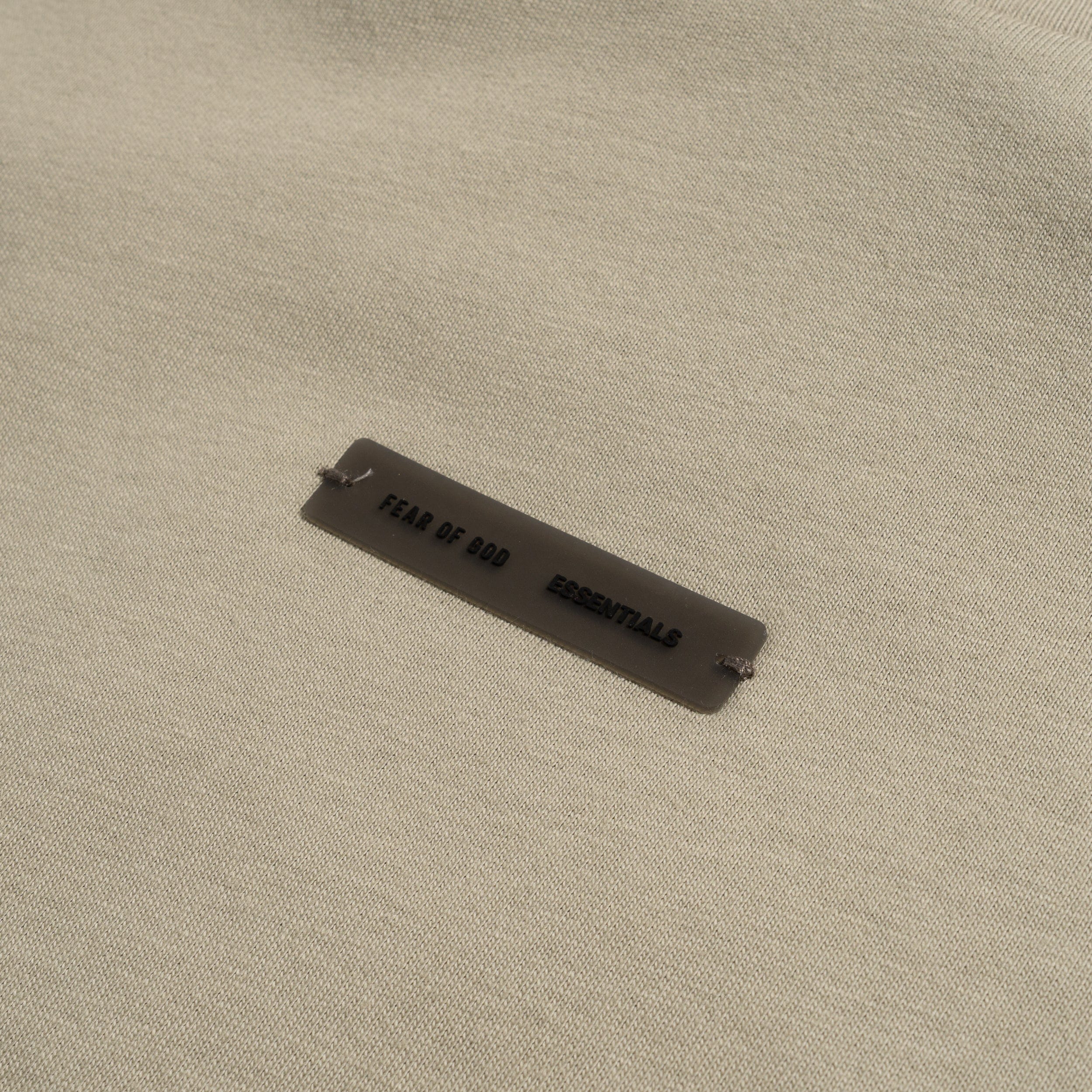 Fear of God Essentials Classic Tee Abbey Stone 125SP254196F