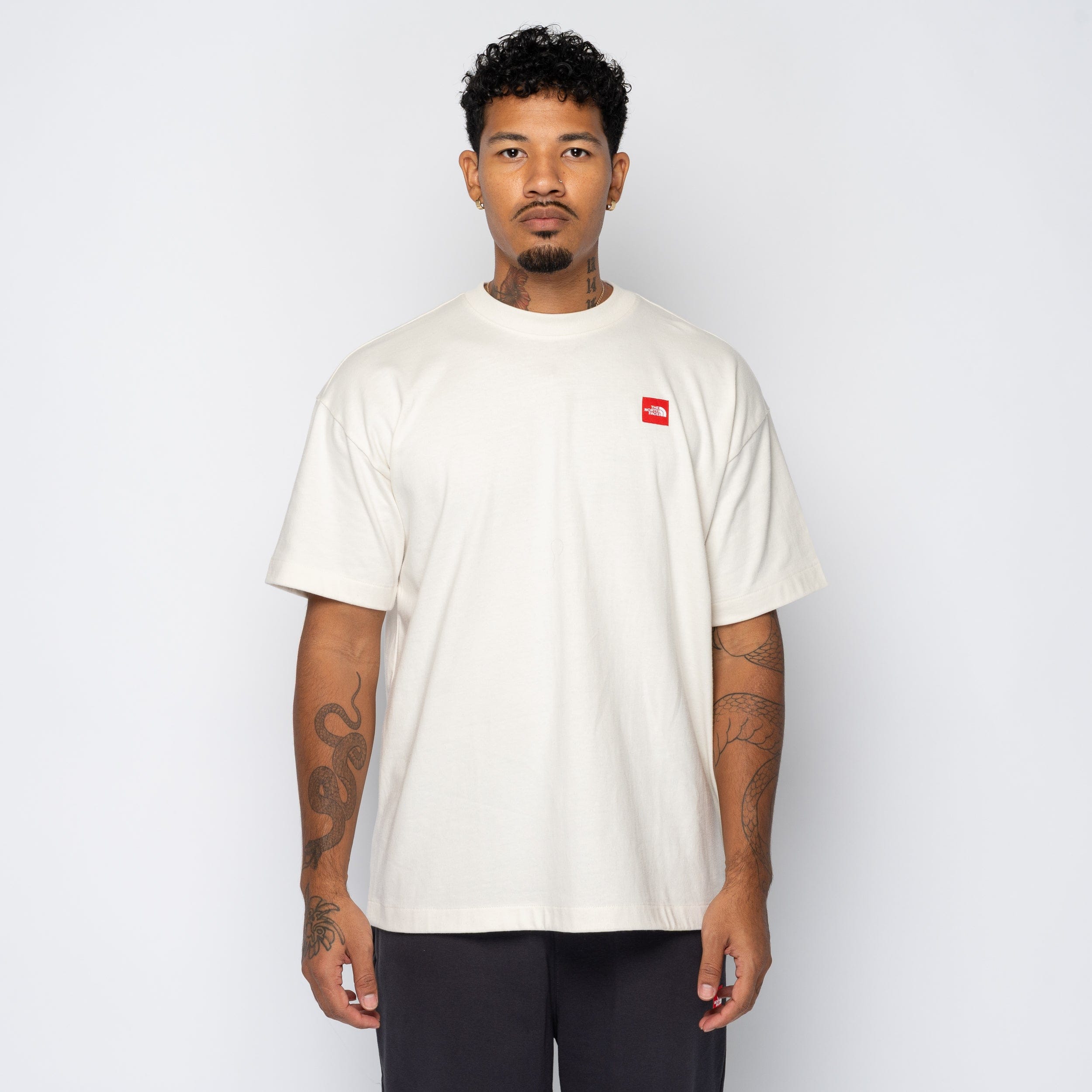 The North Face TNF Red Box S/S Tee White Dune NF0A8EG5