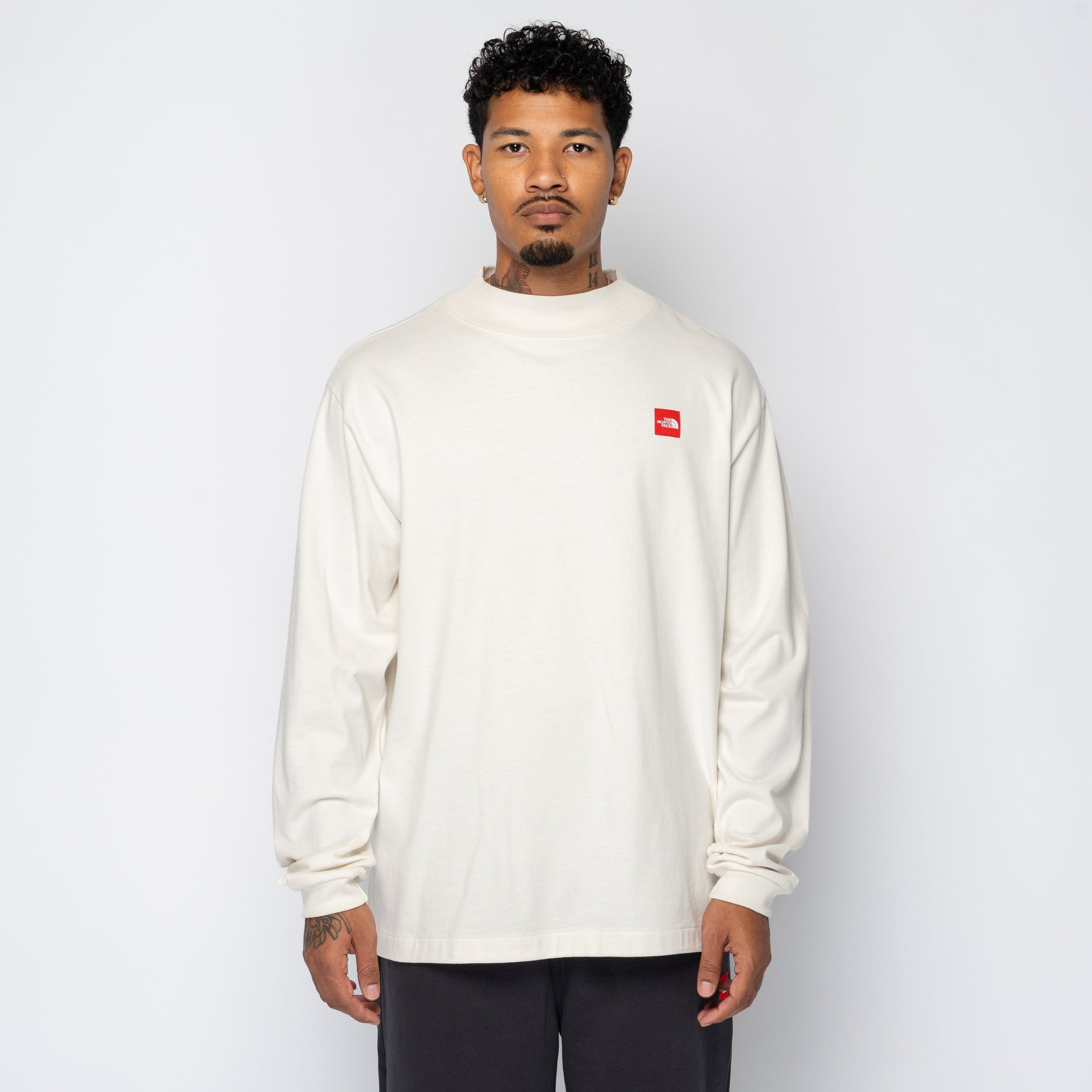 The North Face TNF Red Box LS Tee Dune NF0A8EG4