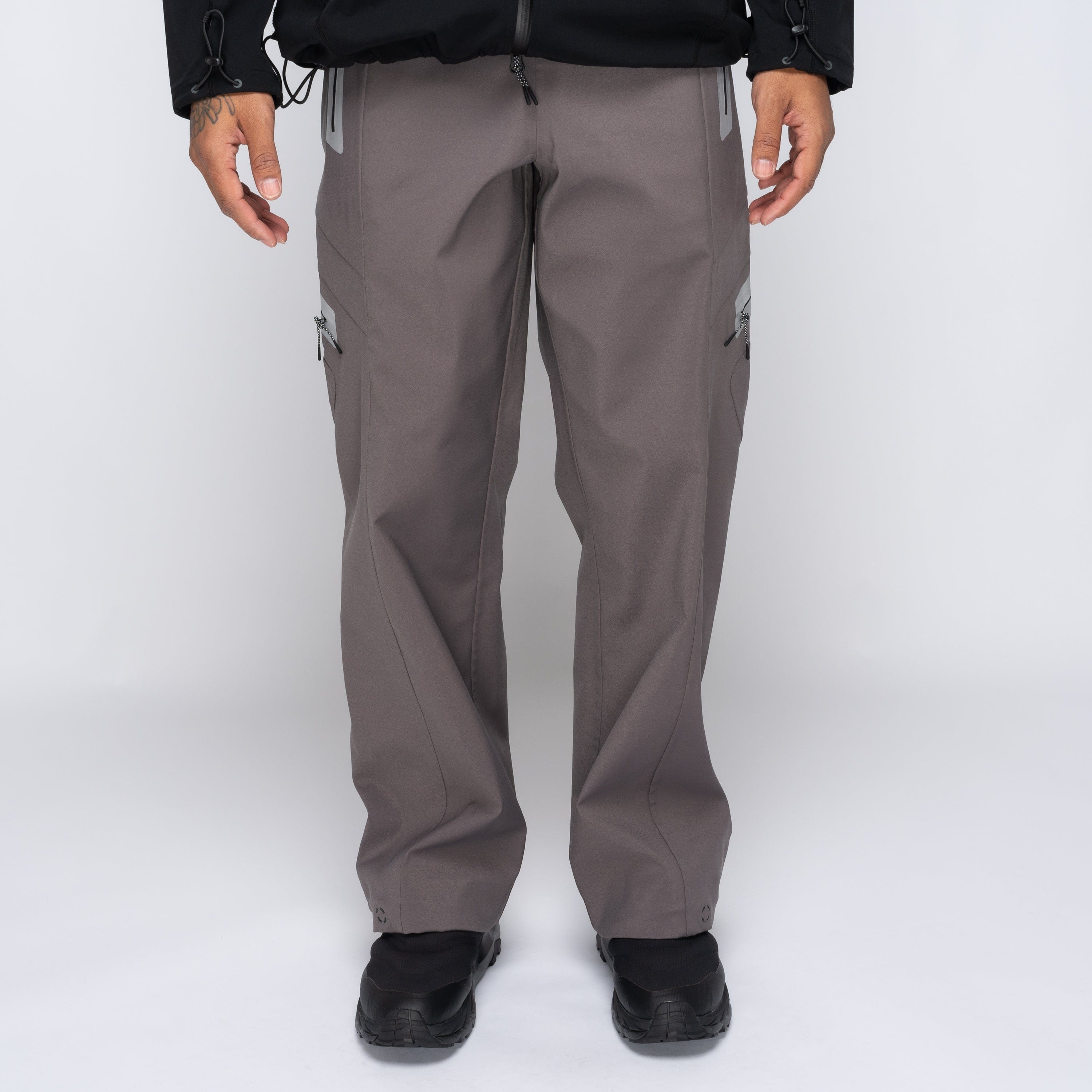 J EONGL I Jeongli Hardshell Trousers SET1 Charcoal