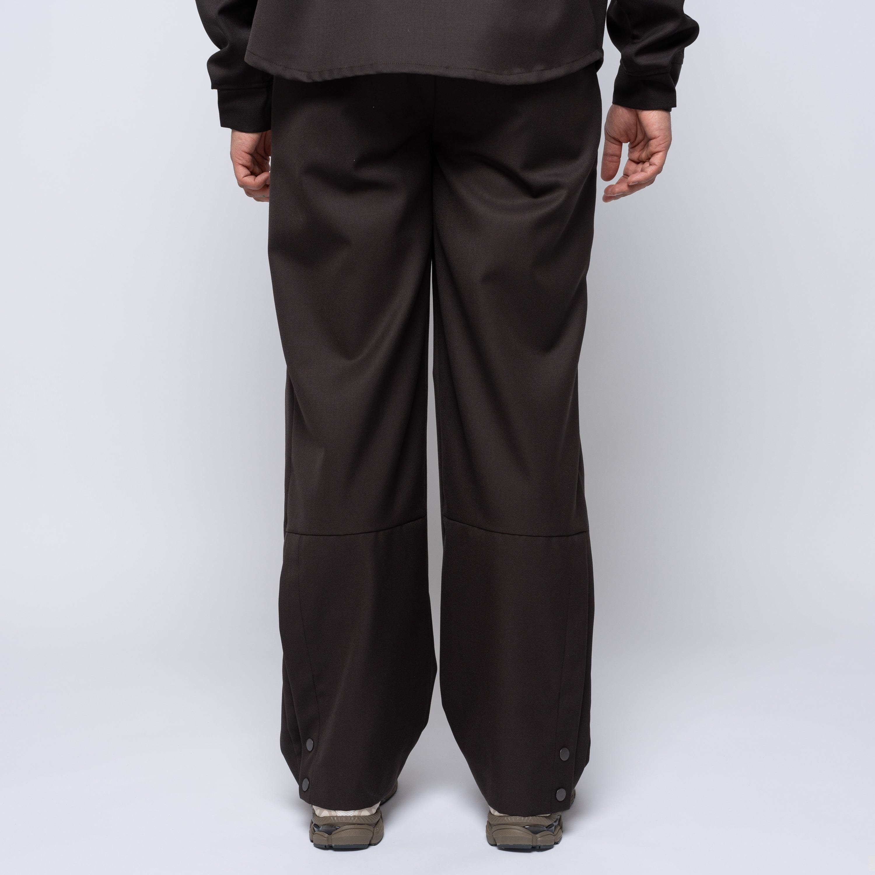 J EONGL I Jeongli Twill Dart Trouser Brown