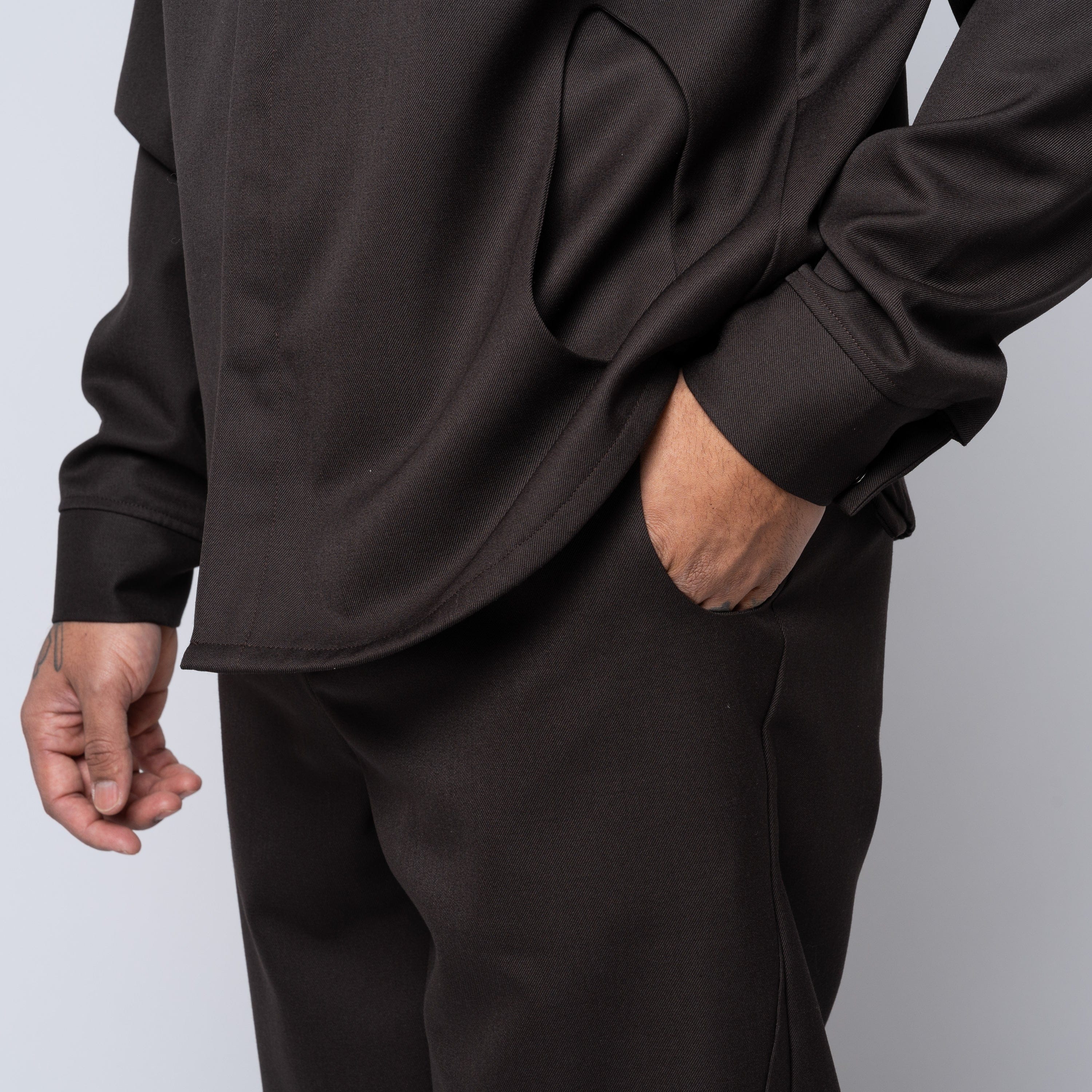 J EONGL I Jeongli Twill Dart Trouser Brown
