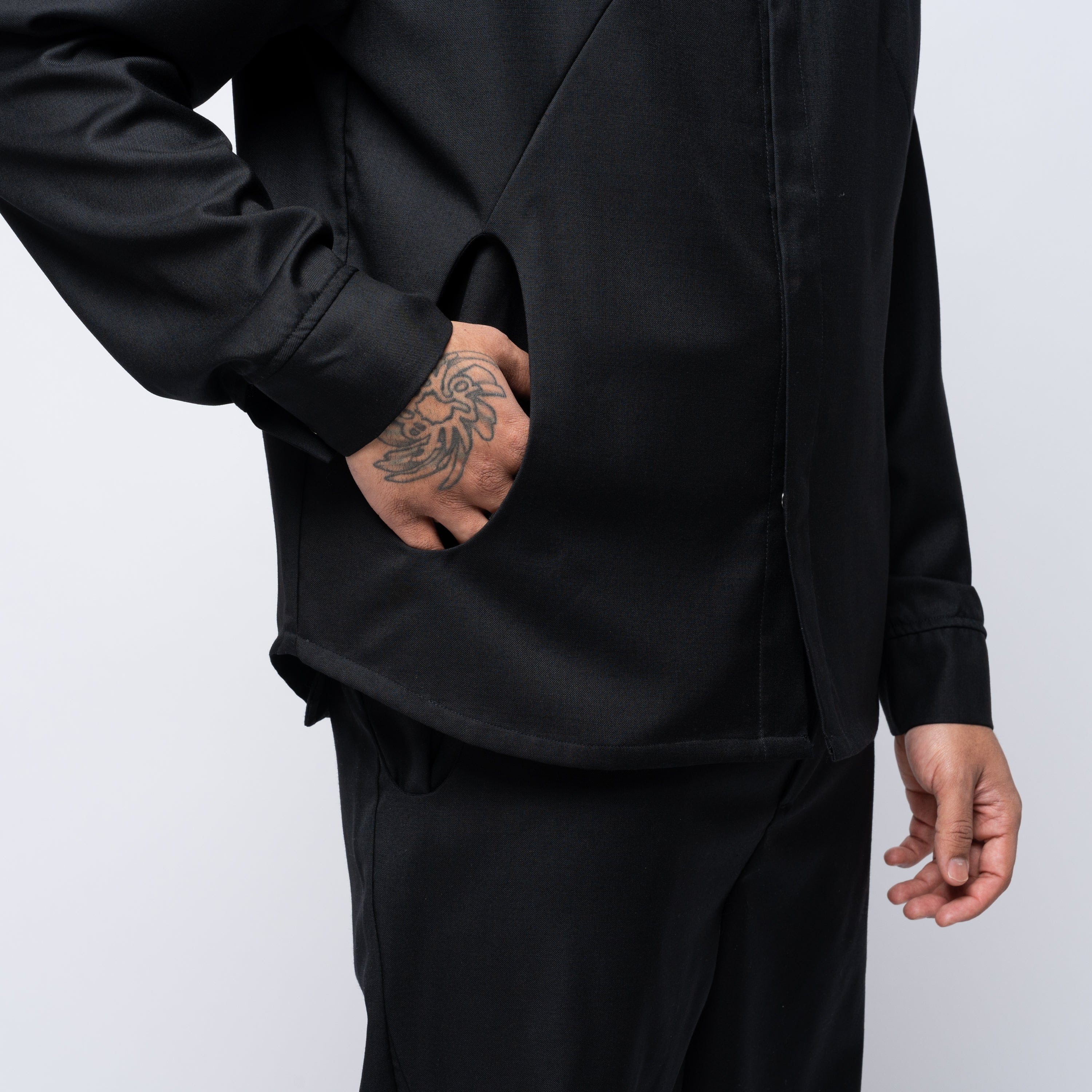 J EONGL I Jeongli Twill Dart Shirt Black