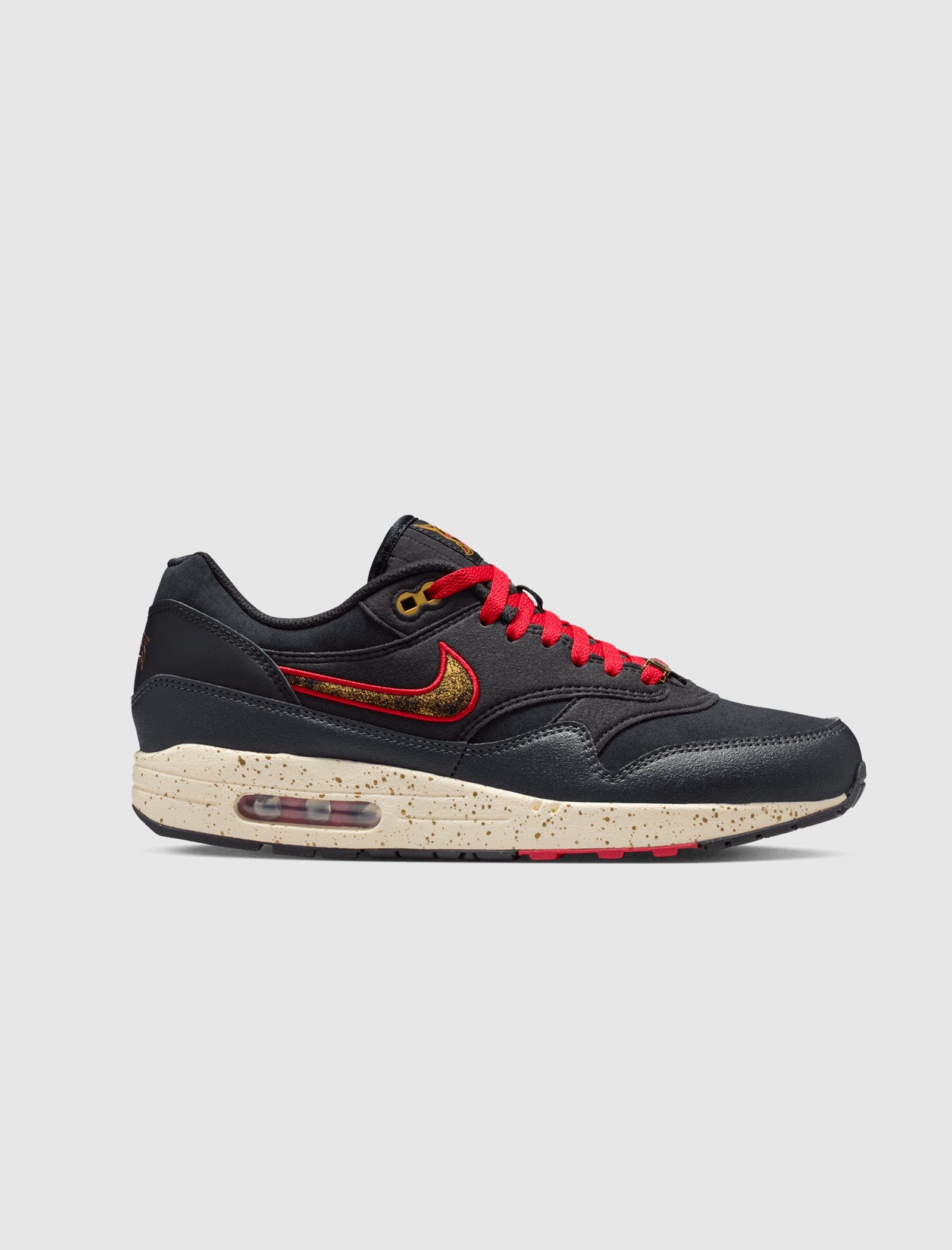 Nike AIR MAX 1 "PIRATES"